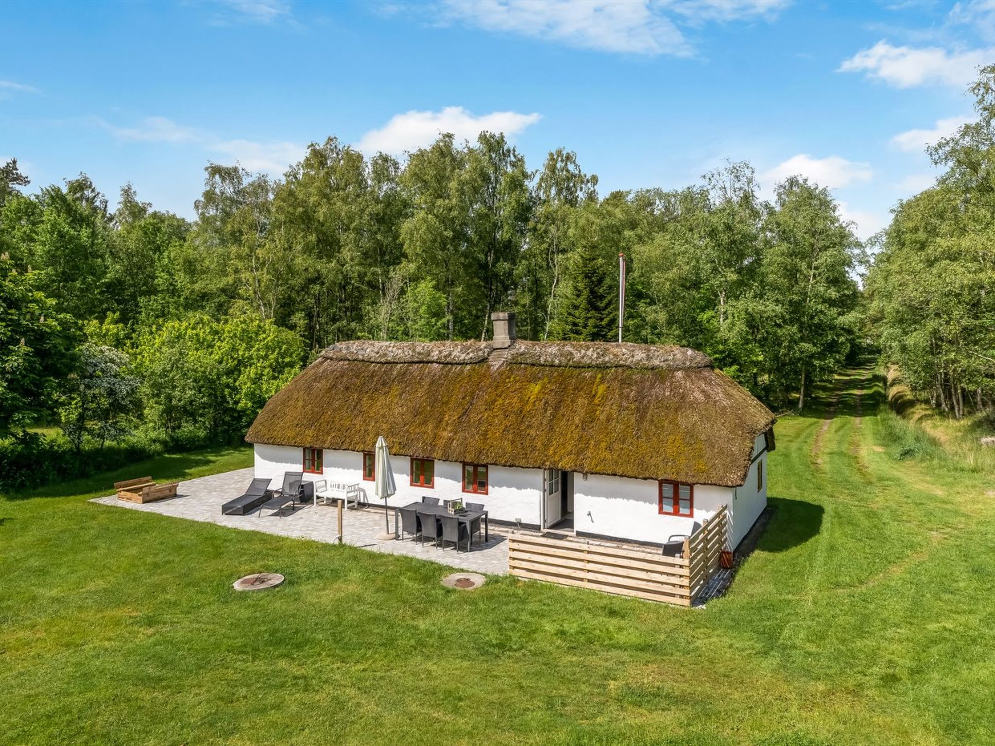 "Aatos" - 2km from the sea - Buiten