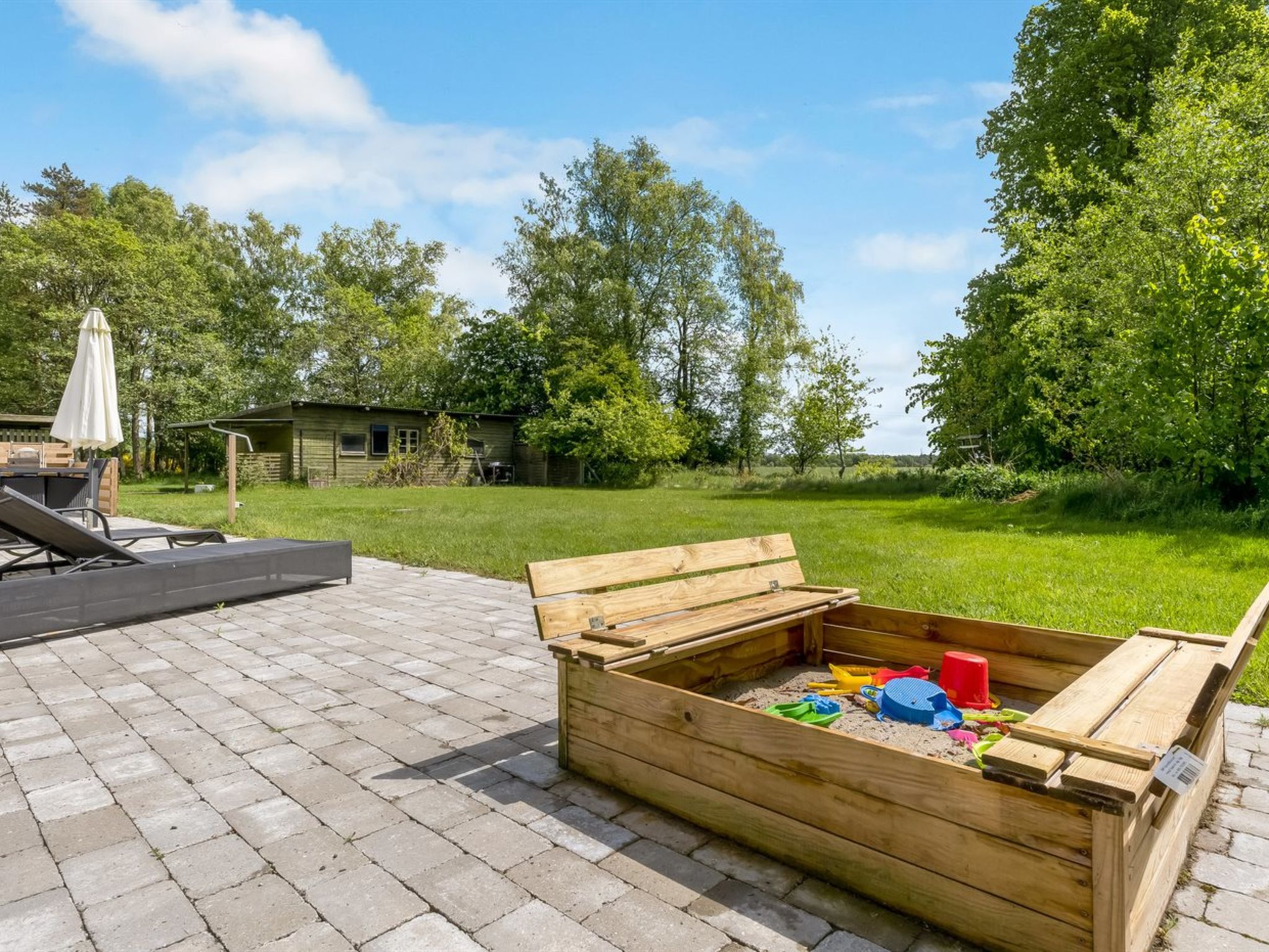 "Aatos" - 2km from the sea - Buiten