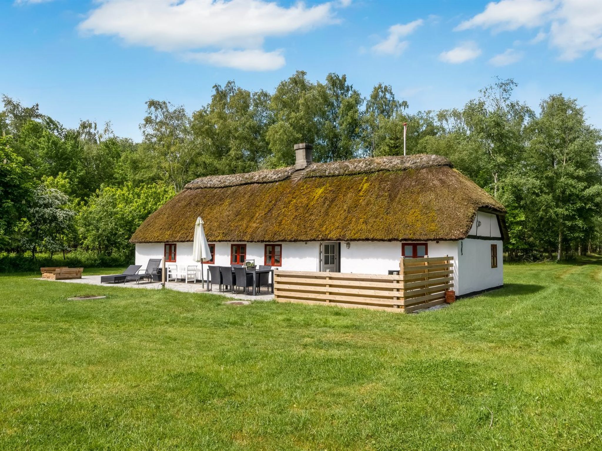 "Aatos" - 2km from the sea - Buiten