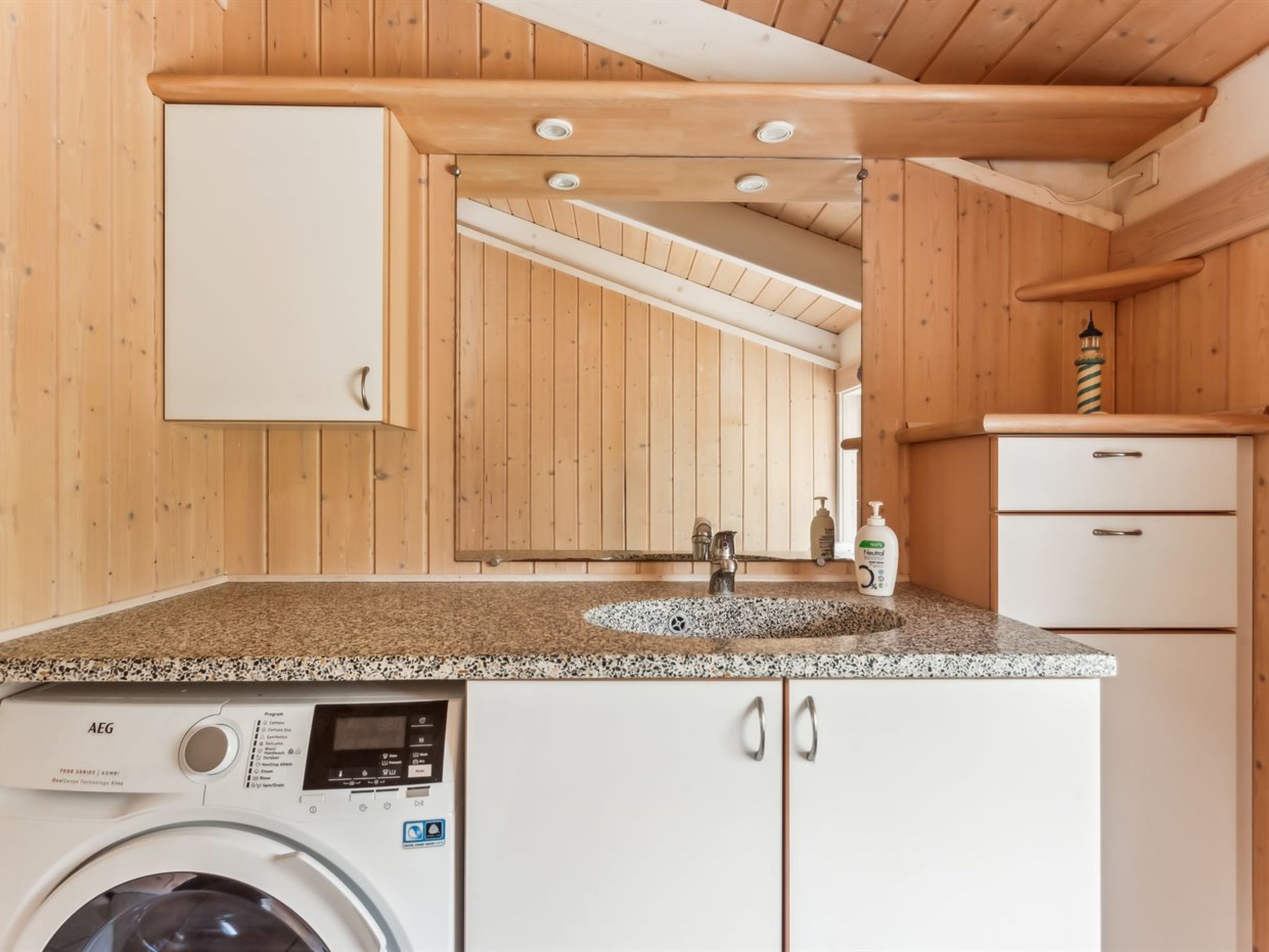 "Siegfried" - 400m from the sea-Binnen