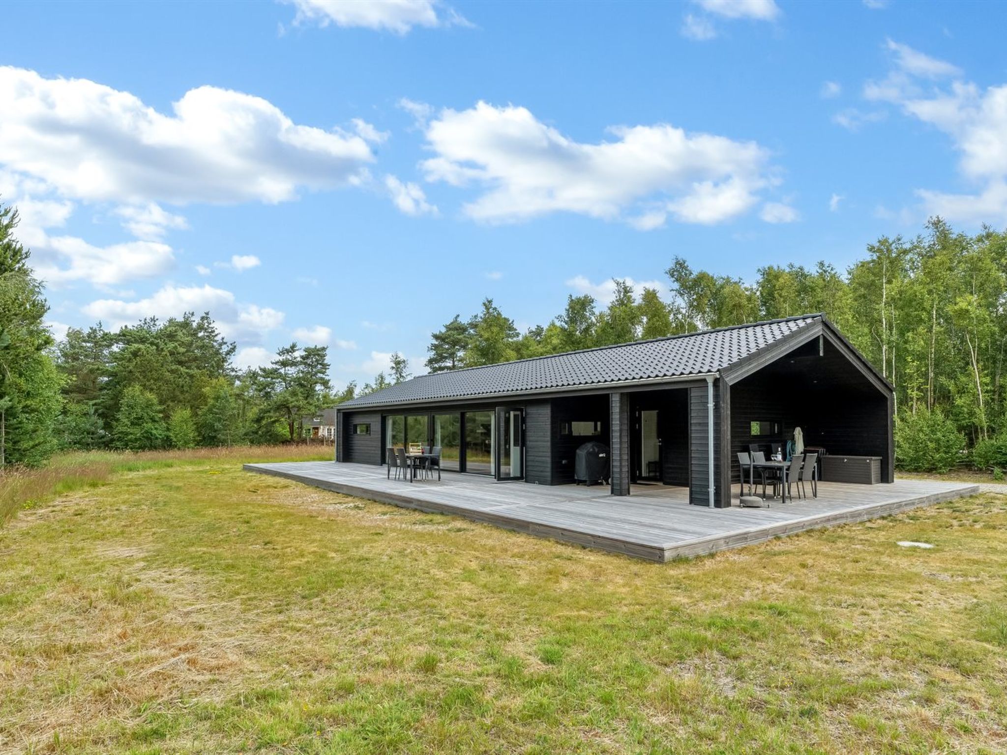 "Sighvat" - 300m from the sea - Outside