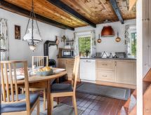 "Hoat" - 1.7km from the sea