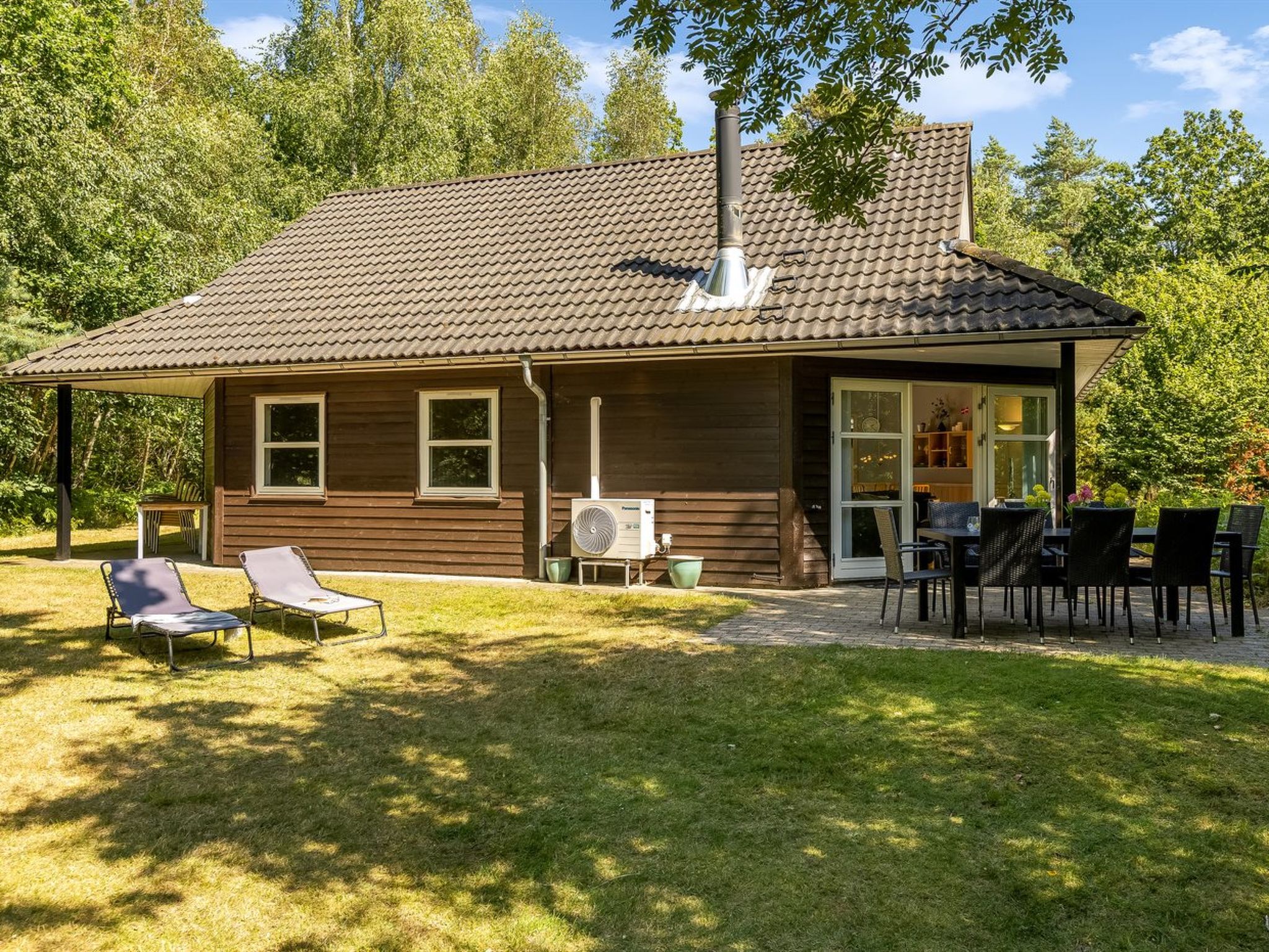 "Hristijan" - 4.8km from the sea-Buiten
