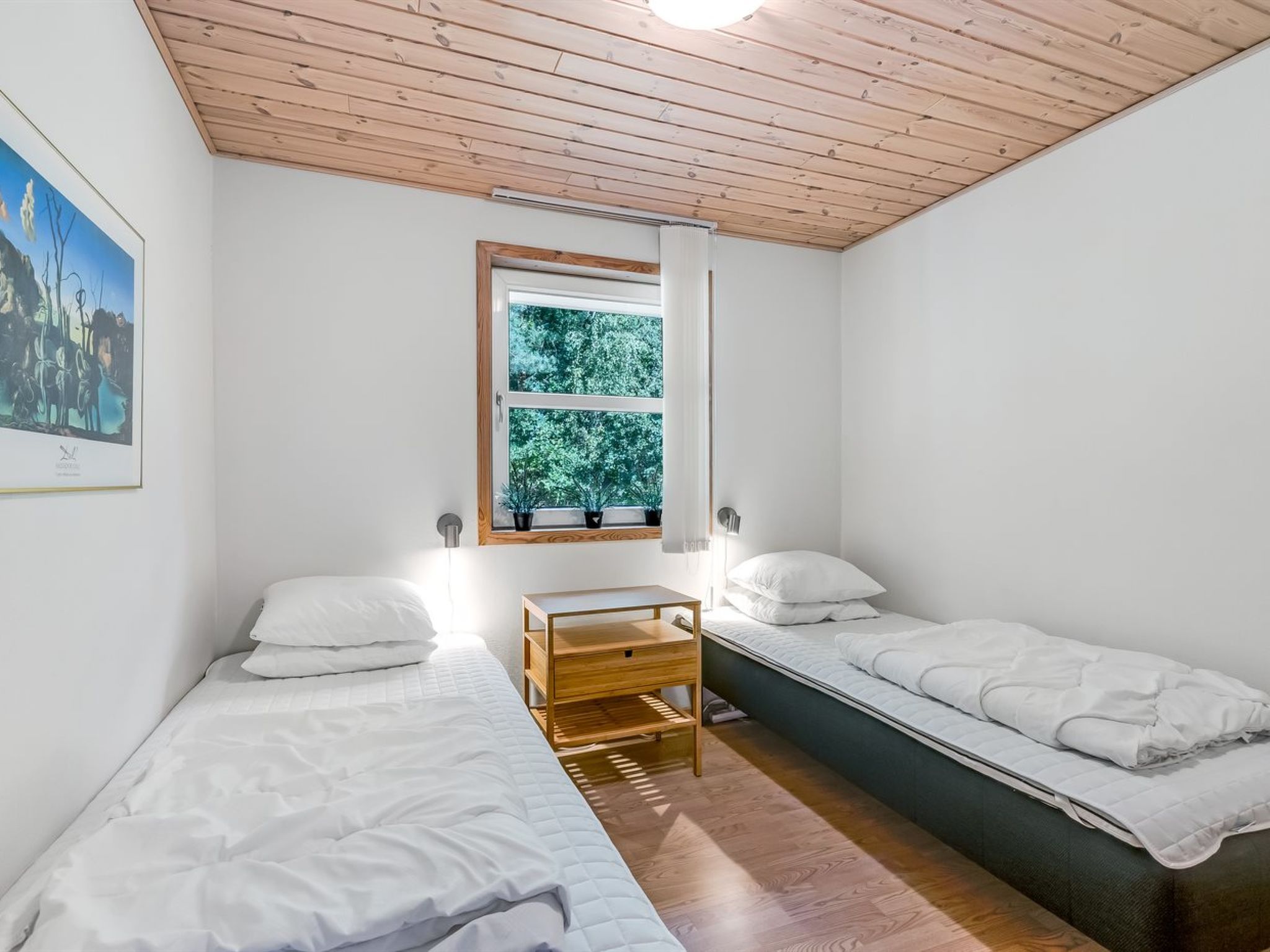 "Angantir" - 4.8km from the sea-Inside