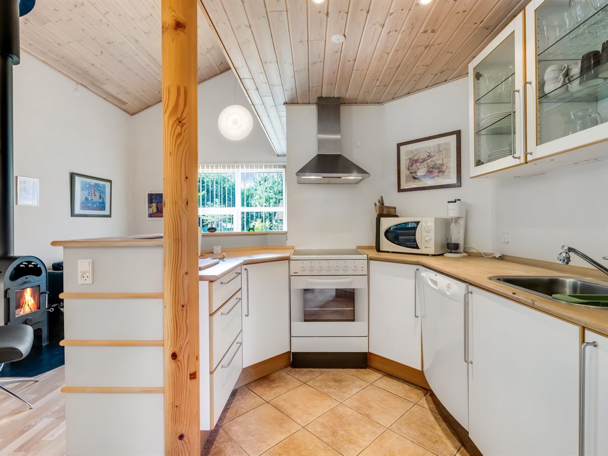 "Angantir" - 4.8km from the sea-Inside