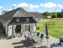 "Ronja" - 1.3km from the sea