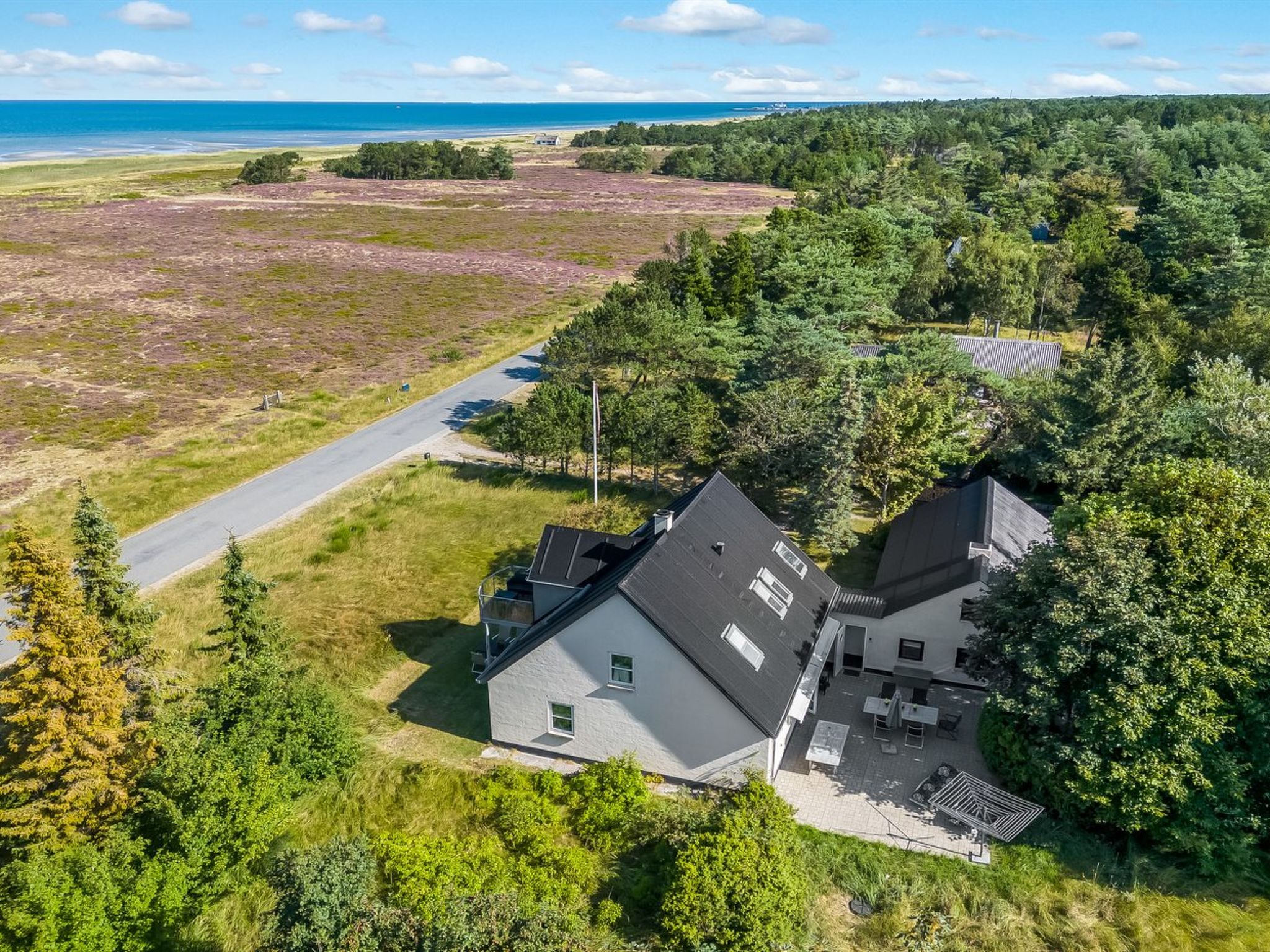 "Lutz" - 340m from the sea-Buiten