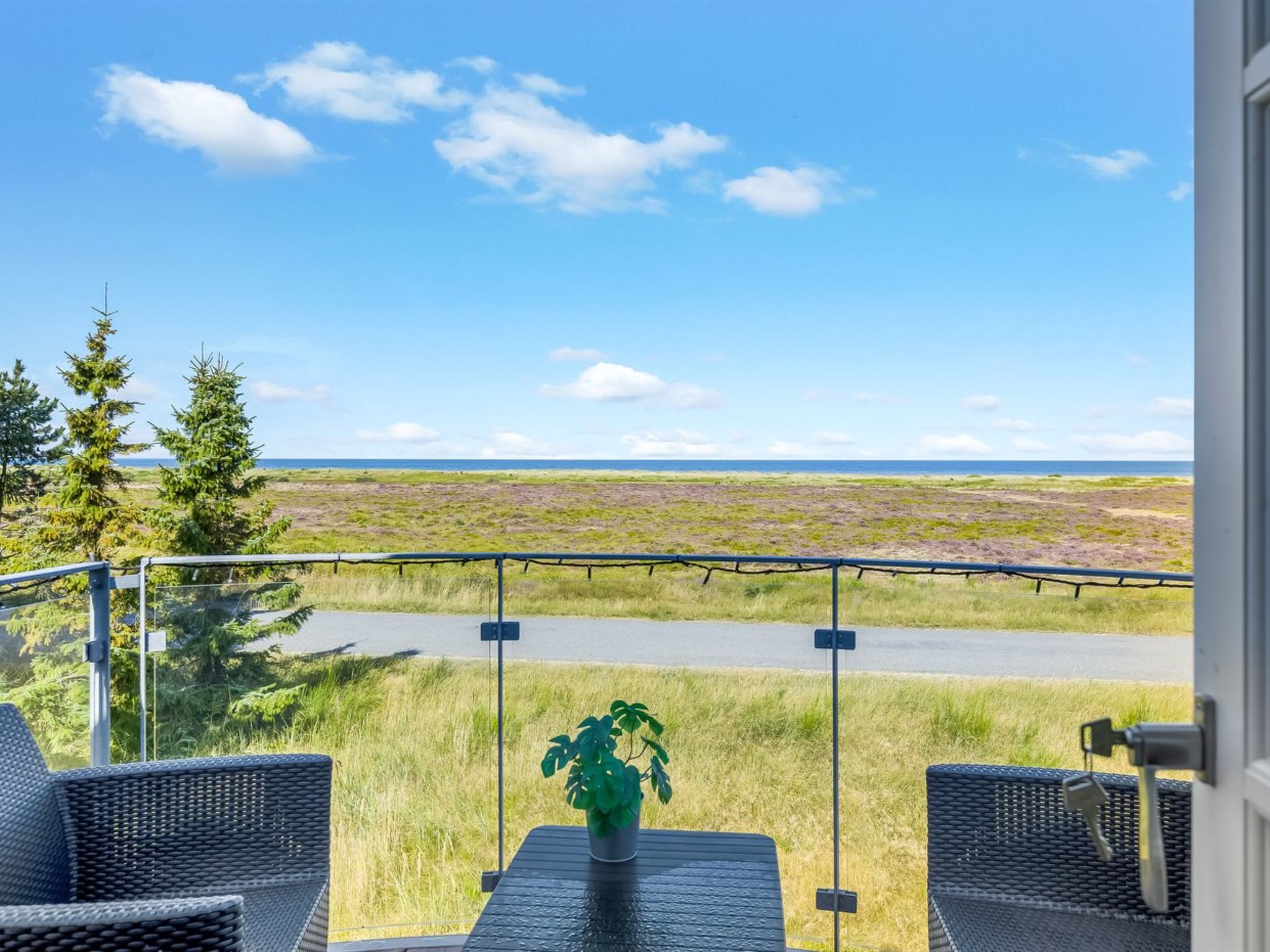 "Lutz" - 340m from the sea-Buiten
