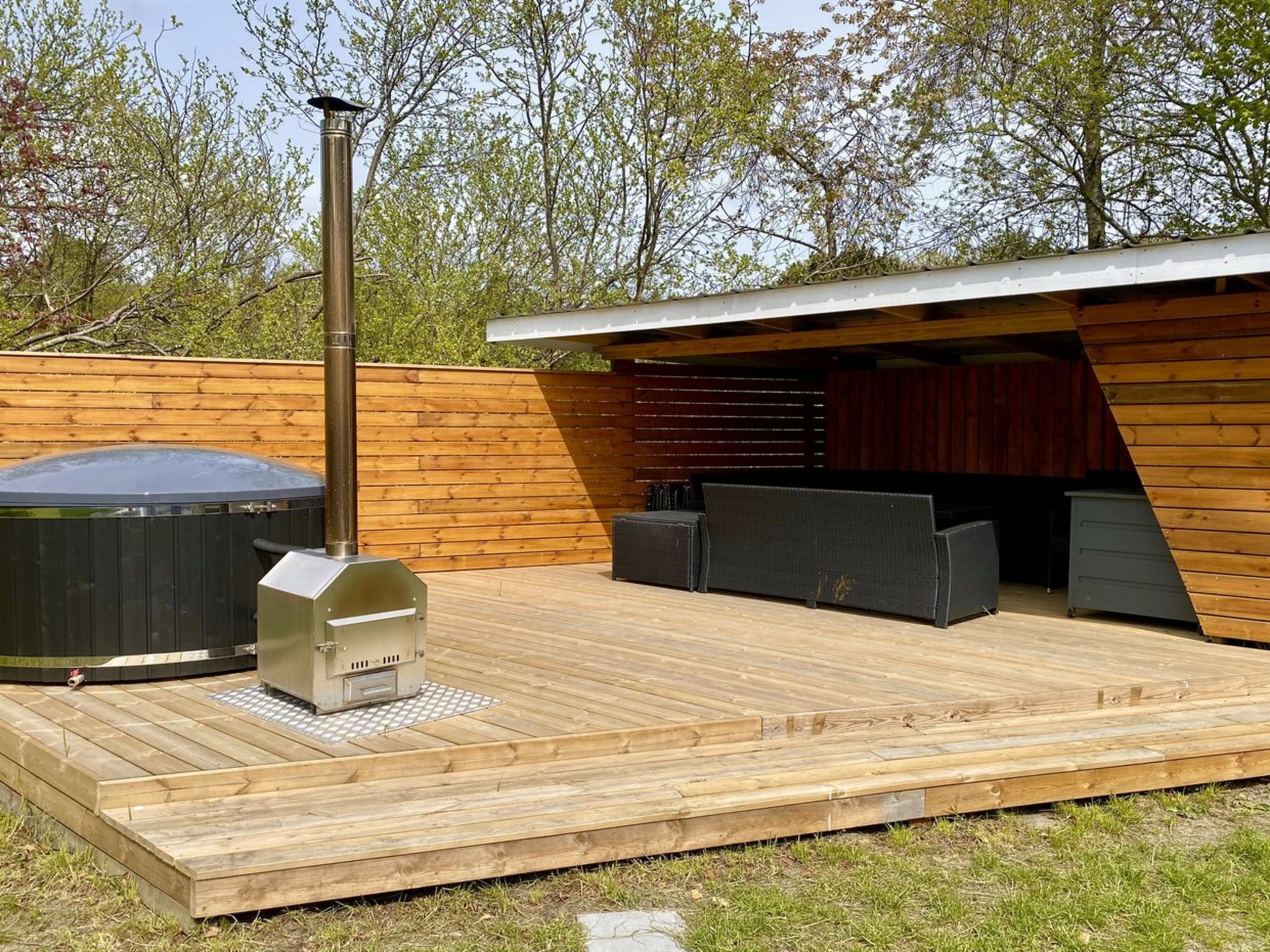 "Wolter" - 1.7km from the sea - Buiten