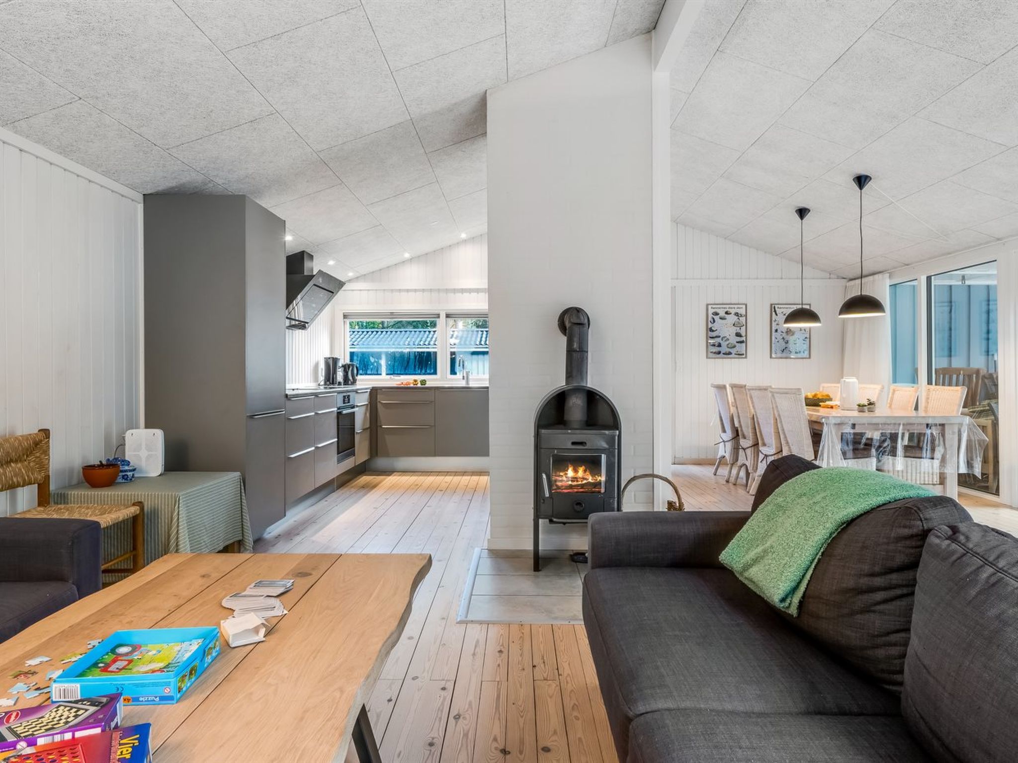 "Alika" - 300m from the sea - Binnen
