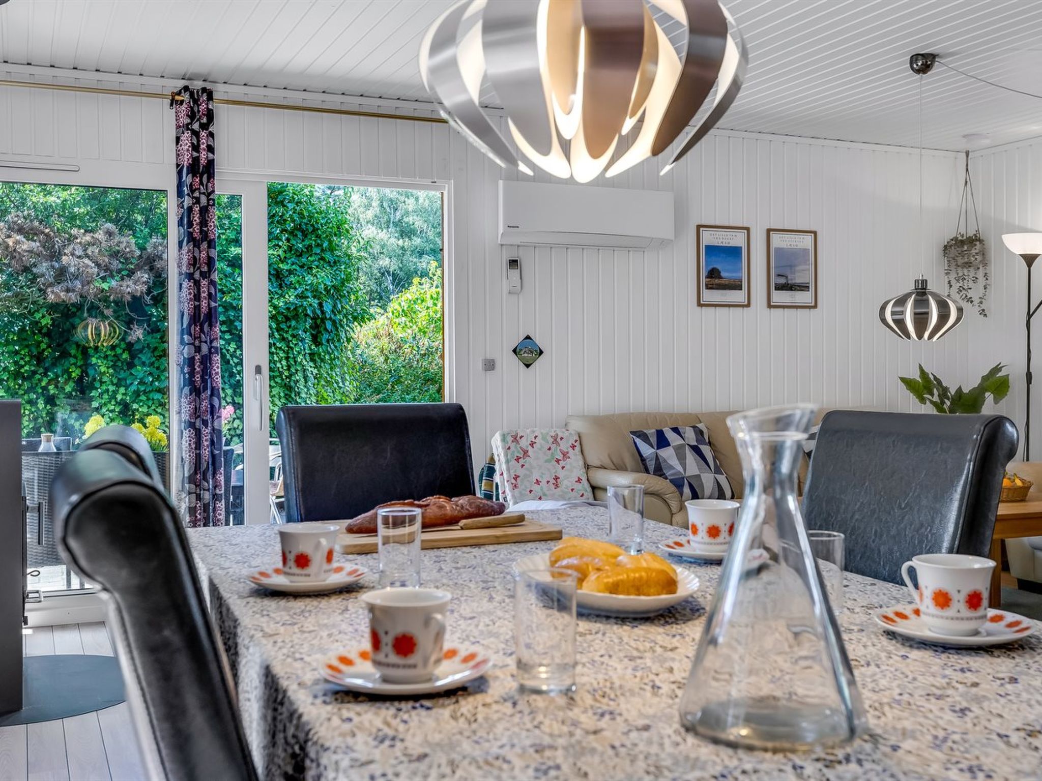 "Naema" - 500m from the sea-Dedans