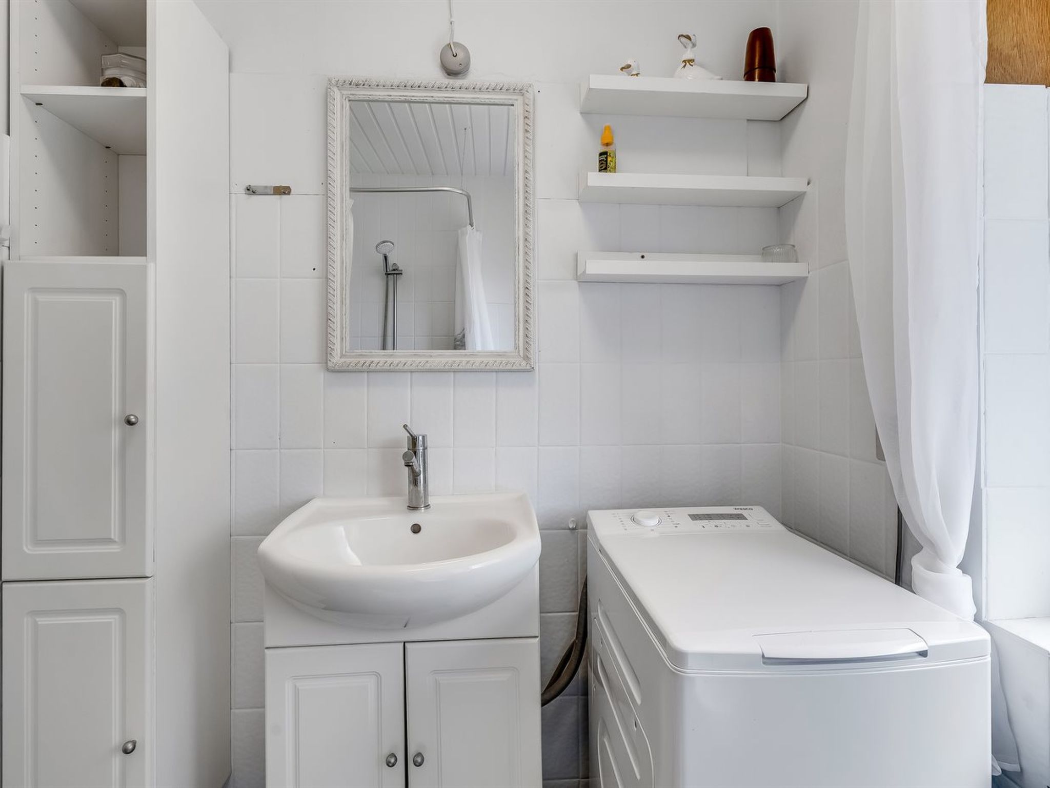 "Naema" - 500m from the sea-Dedans