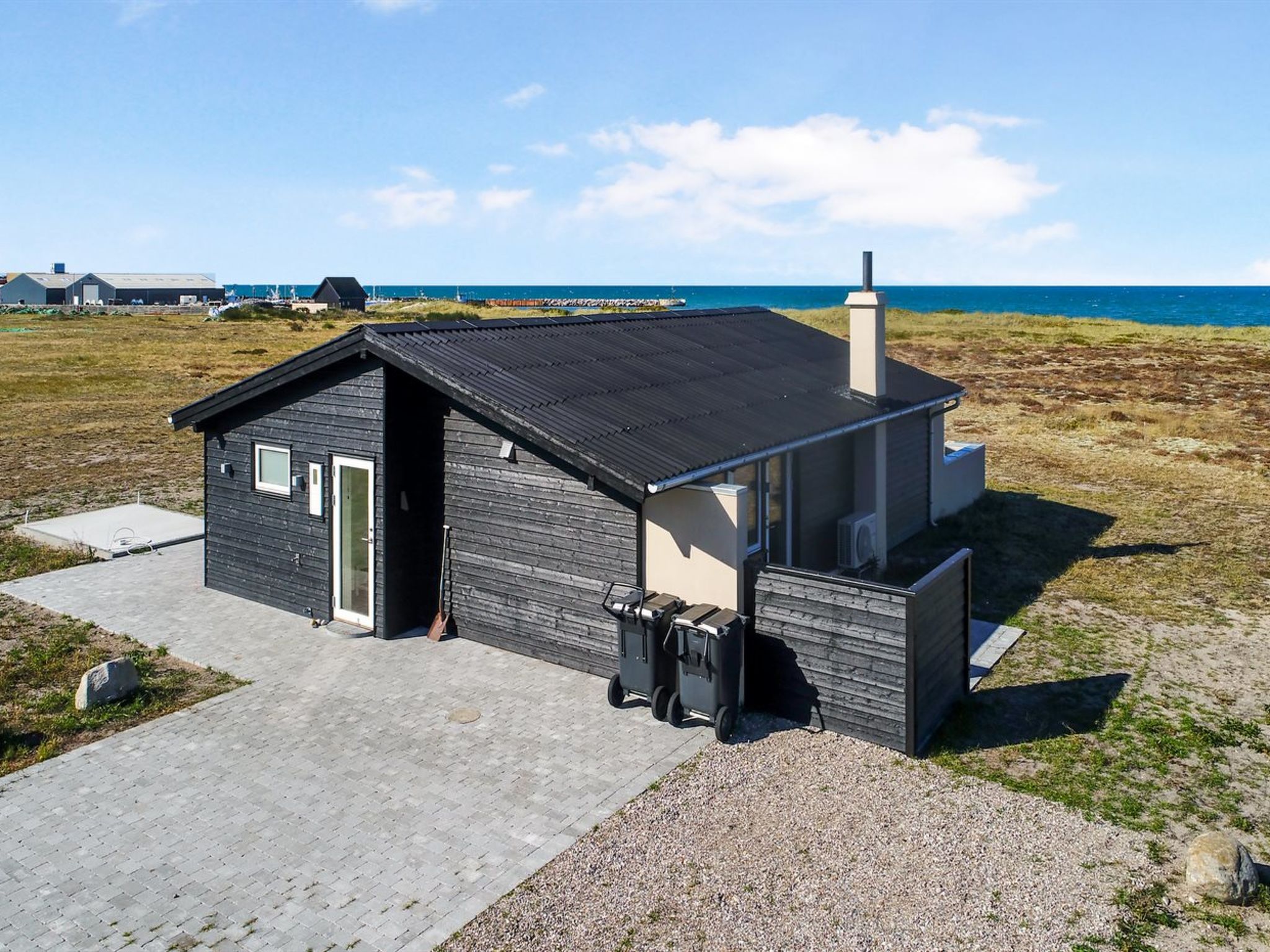 Photo of "Edy" - 75m from the sea