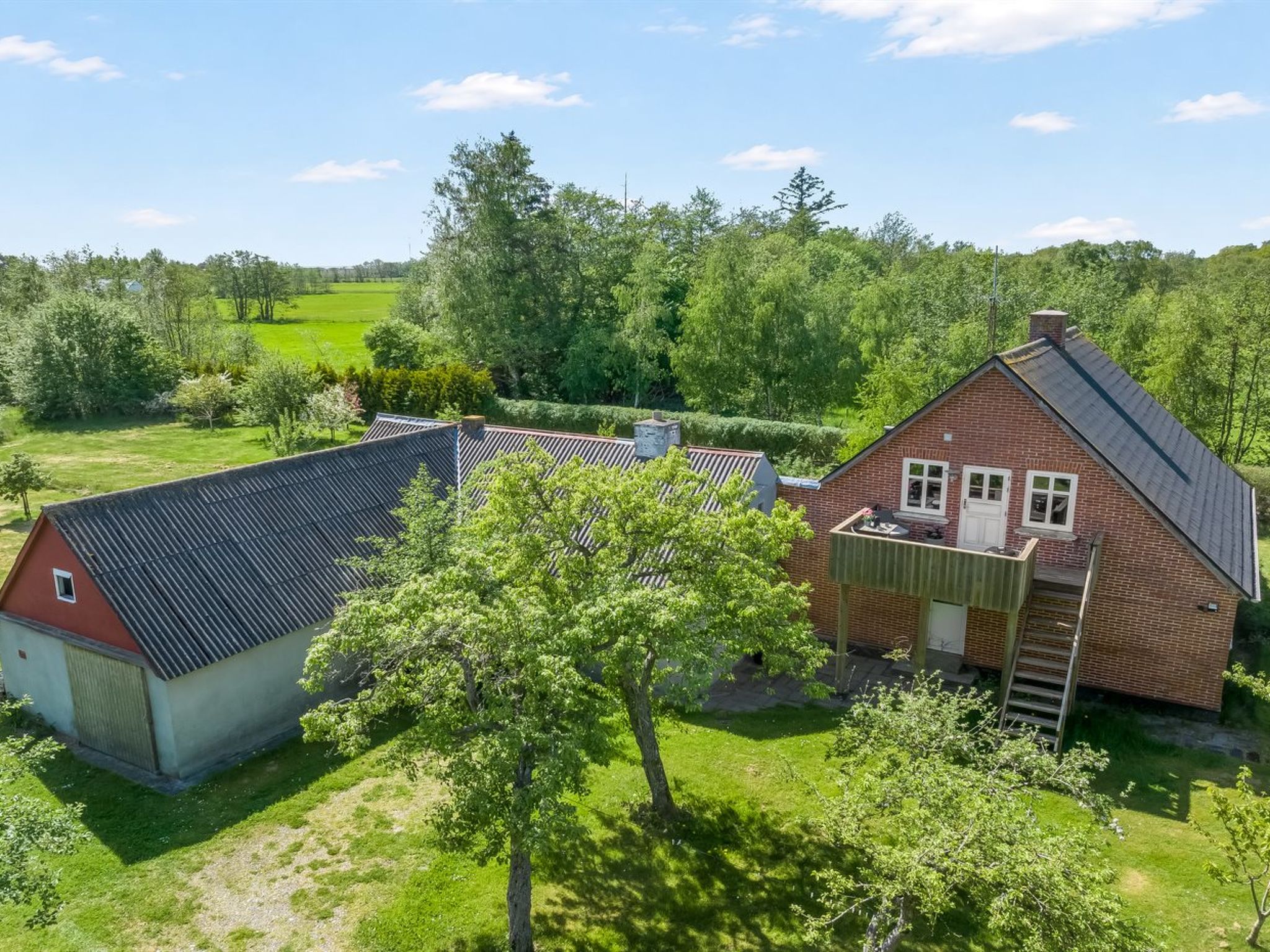 "Yorrick" - 5km from the sea - Buiten