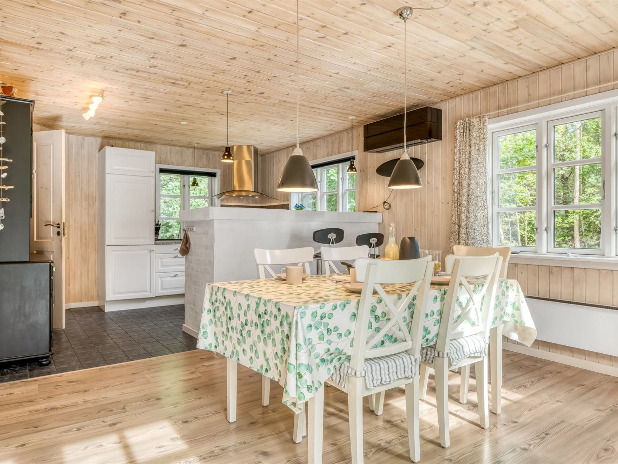 "Alivia" - 500m from the sea - Binnen