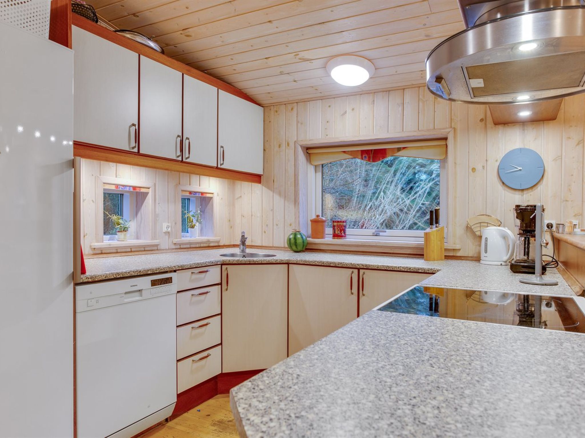 "Eljena" - 600m from the sea-Binnen
