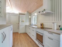 Gezellig vakantiehuis met open haard op 600m van zee in Strandby - thumbnail 6