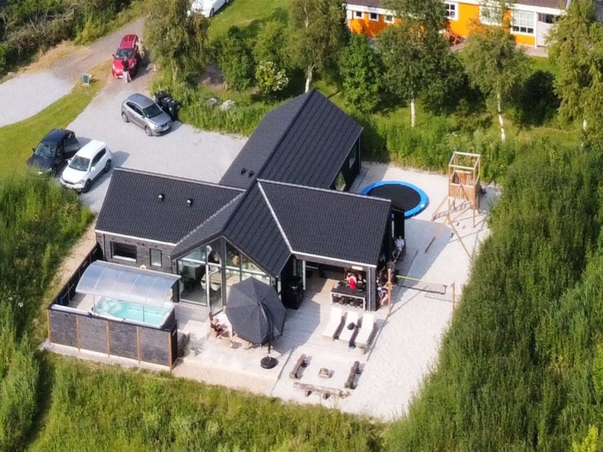 "Lidewij" - 800m from the sea