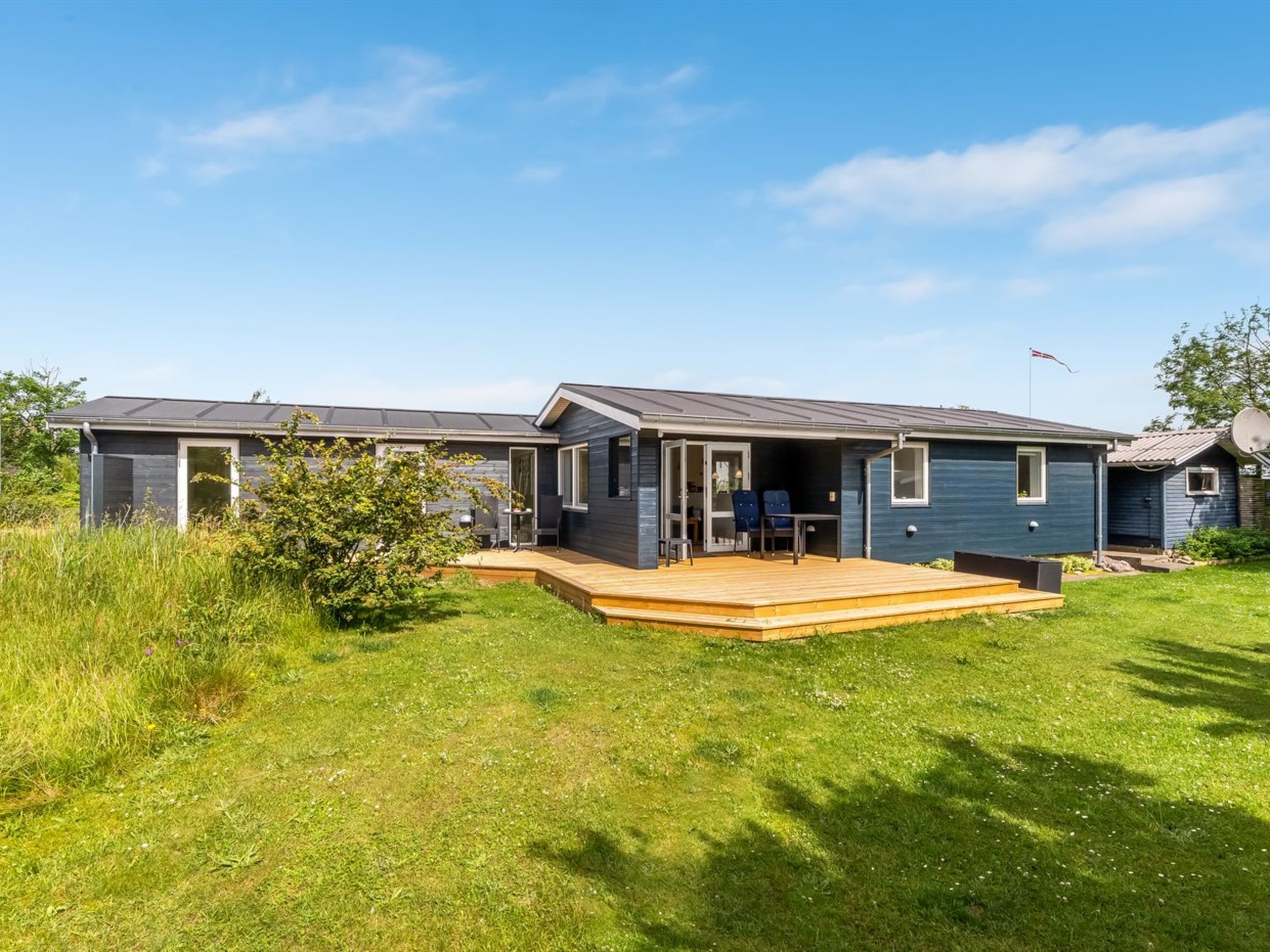"Tinka" - 100m from the sea
