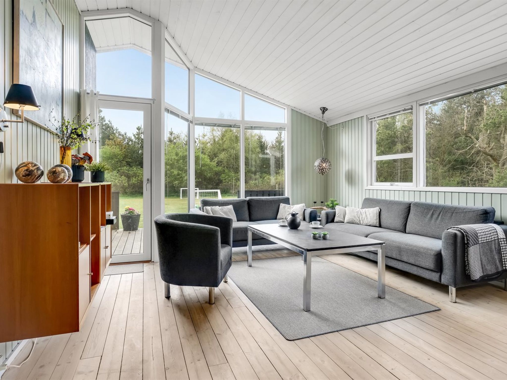 "Halwarth" - 250m from the sea-Binnen