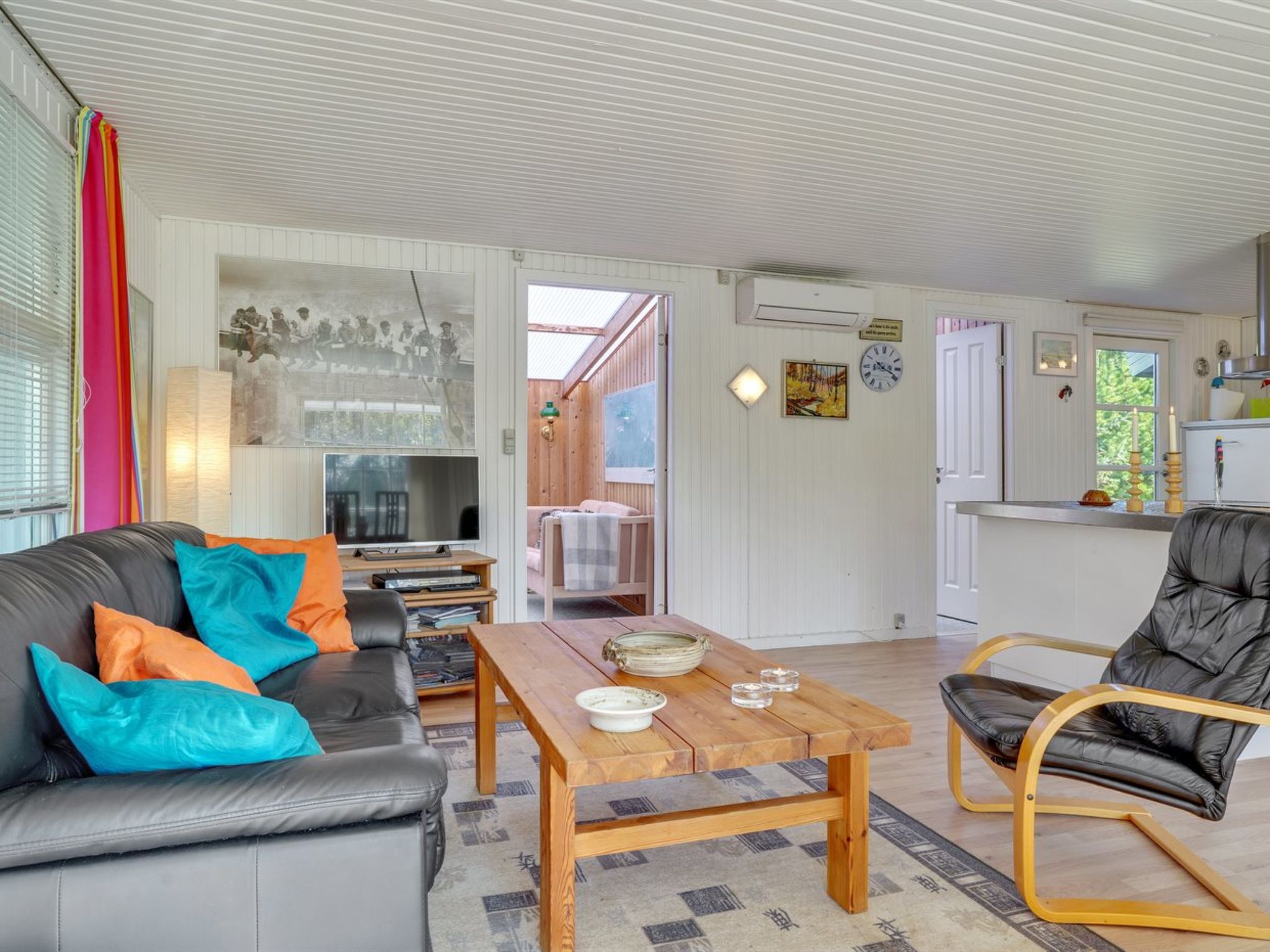 "Dorith" - 400m from the sea - Binnen