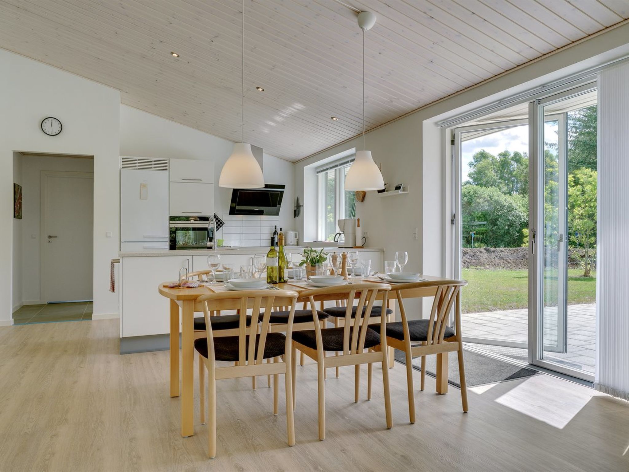 "Alona" - 250m from the sea - Inside