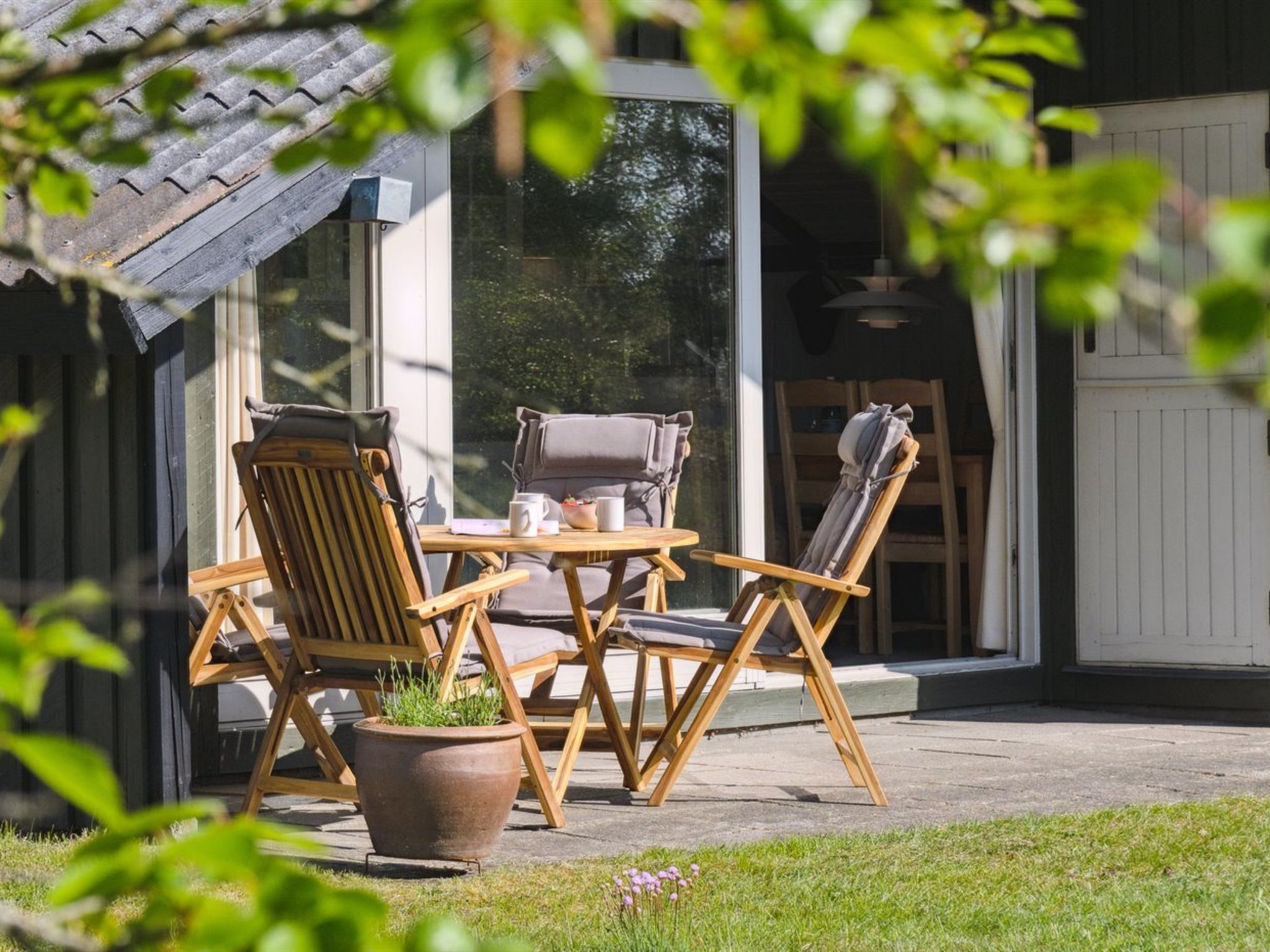 "Irlin" - 600m from the sea - Buiten