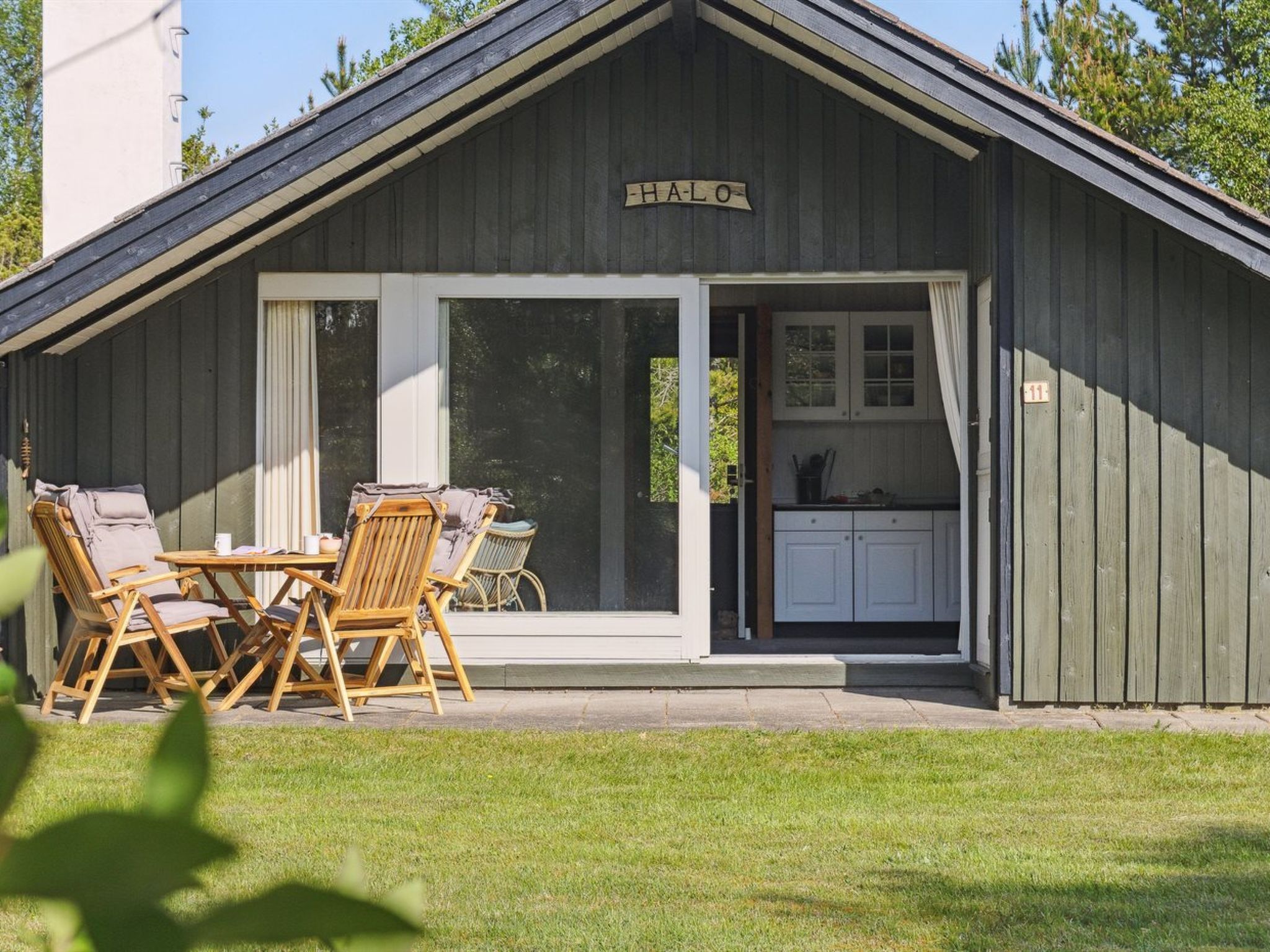 "Irlin" - 600m from the sea - Buiten