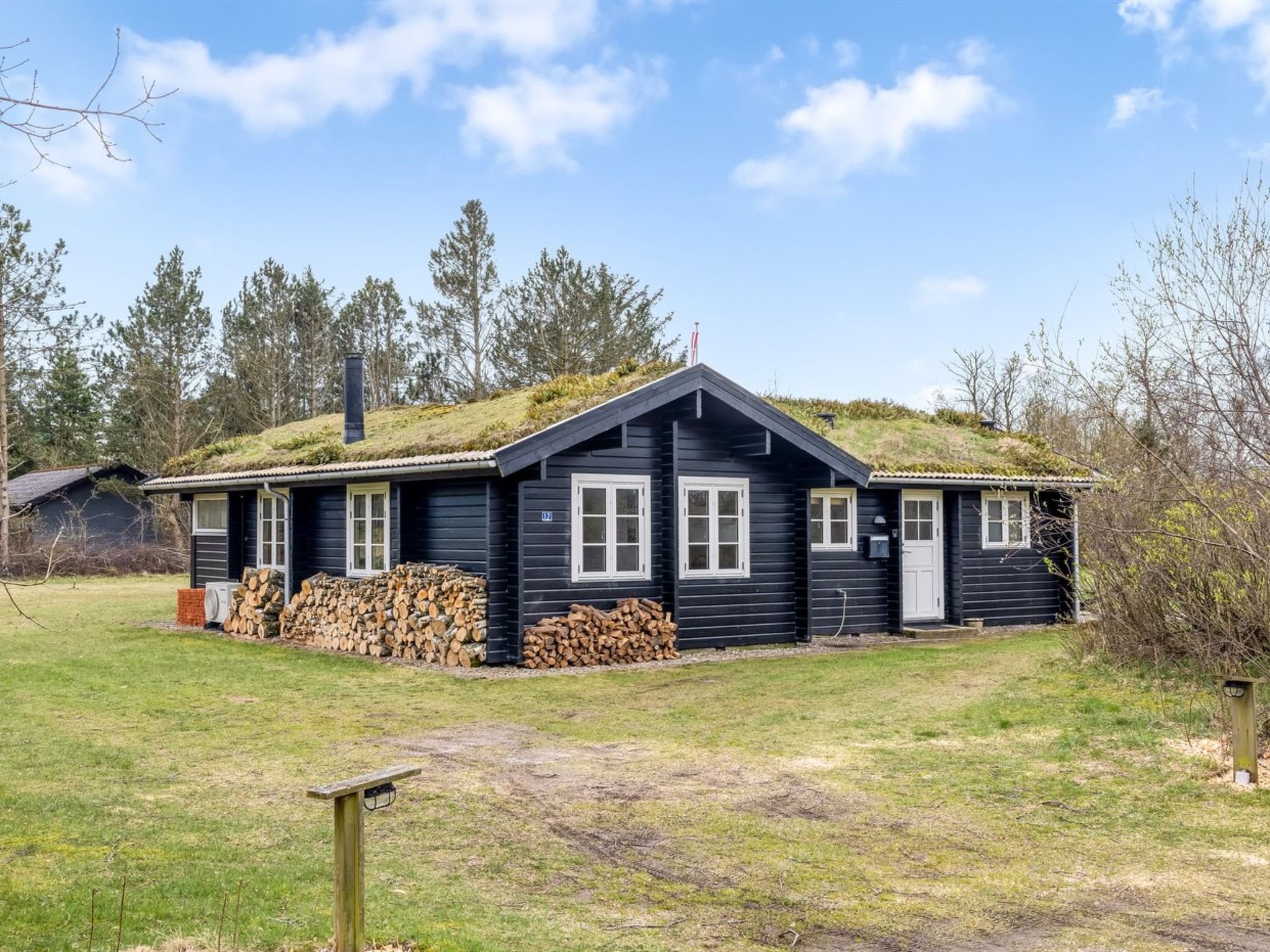 "Langsom" - 480m from the sea-Buiten