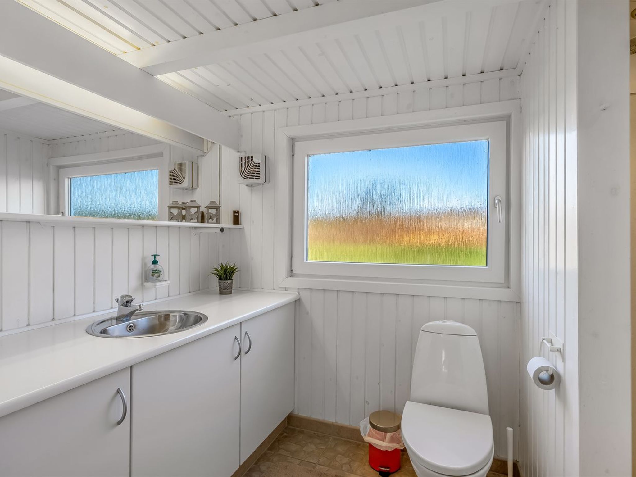 "Nedzad" - 500m from the sea - Binnen
