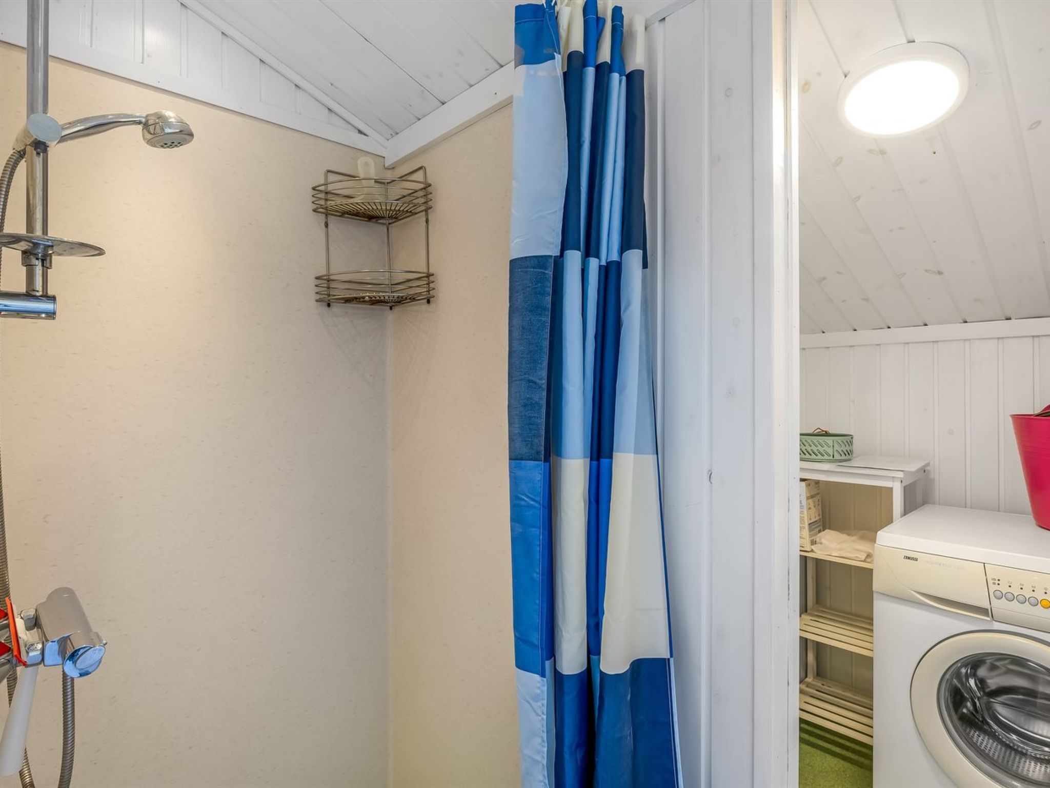 "Nedzad" - 500m from the sea - Binnen