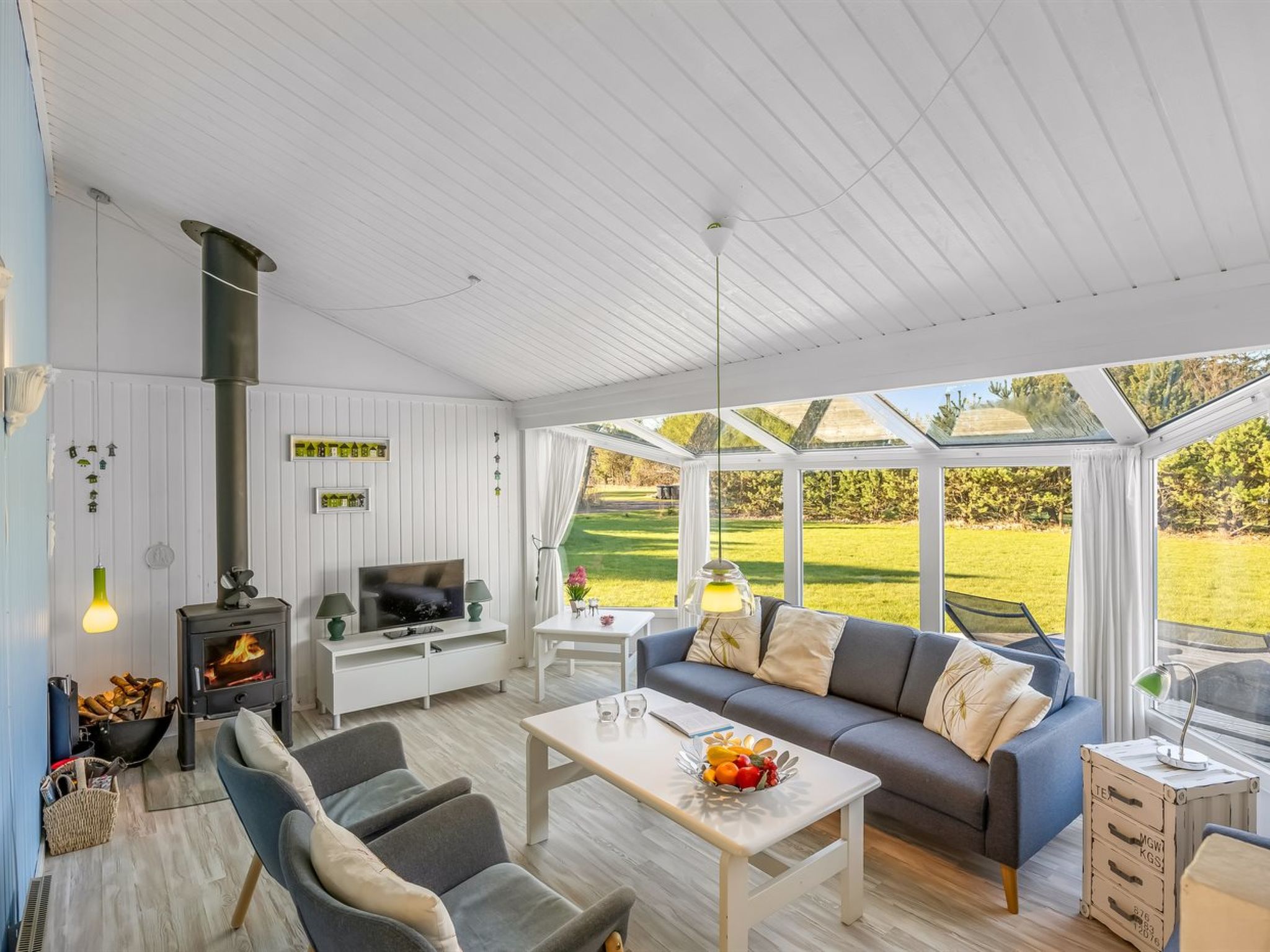 "Nedzad" - 500m from the sea - Binnen