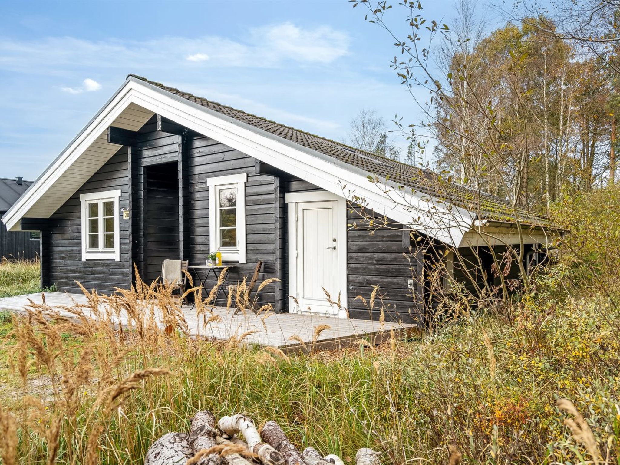 "Tanas" - 2km from the sea - Buiten