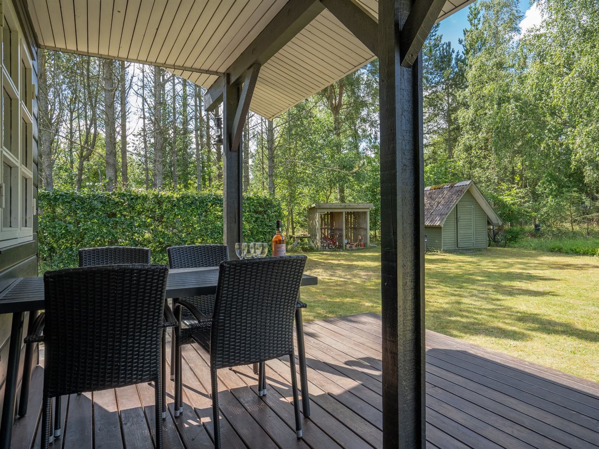 "Gizelle" - 1.5km from the sea