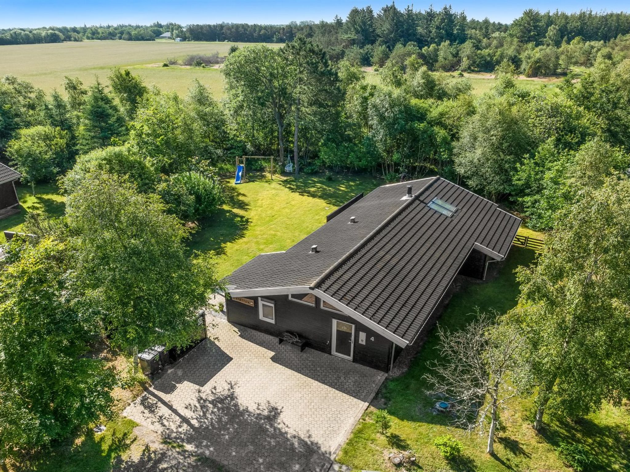 "Arny" - 1.5km from the sea - Buiten