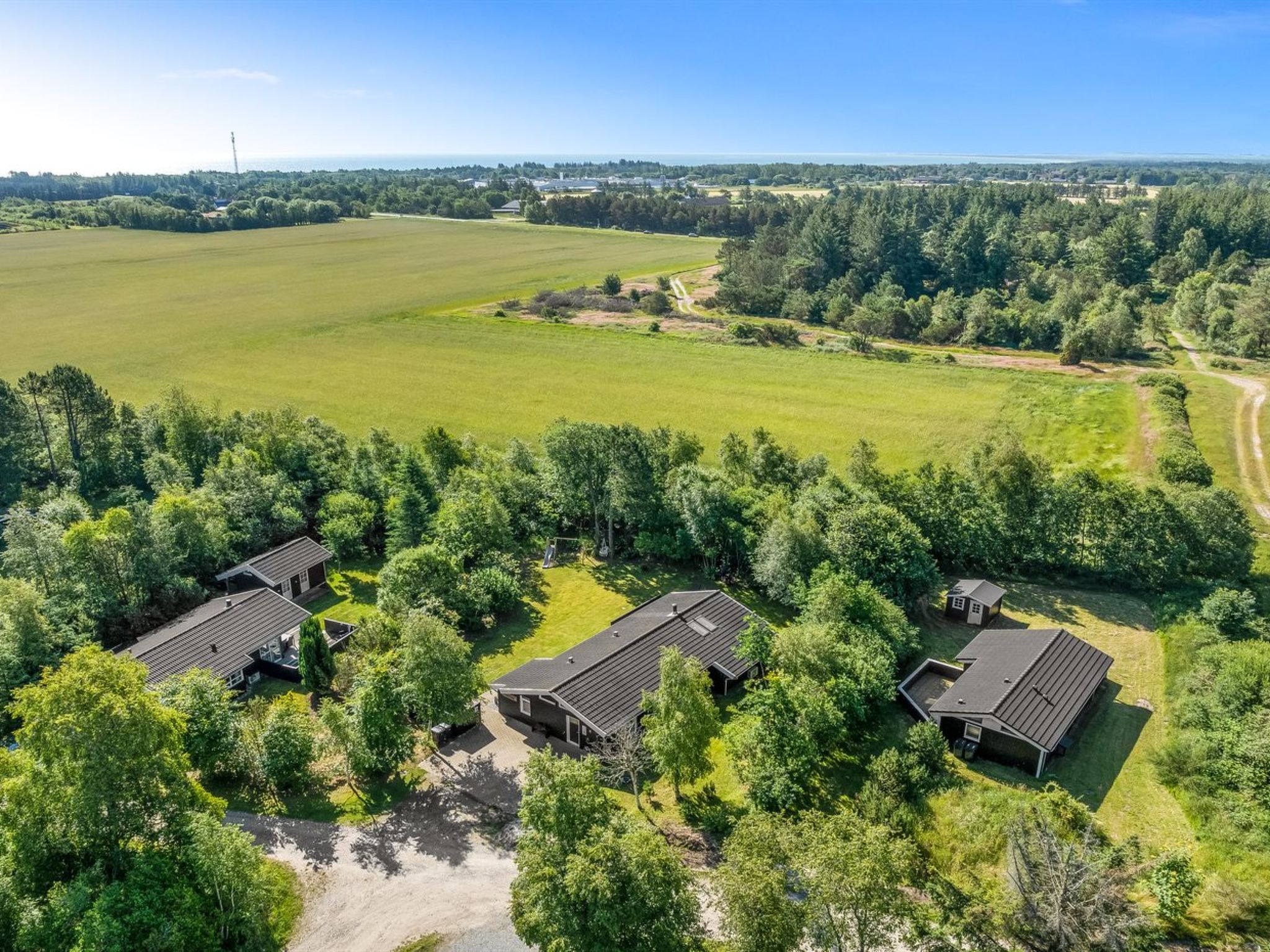 "Arny" - 1.5km from the sea - Buiten
