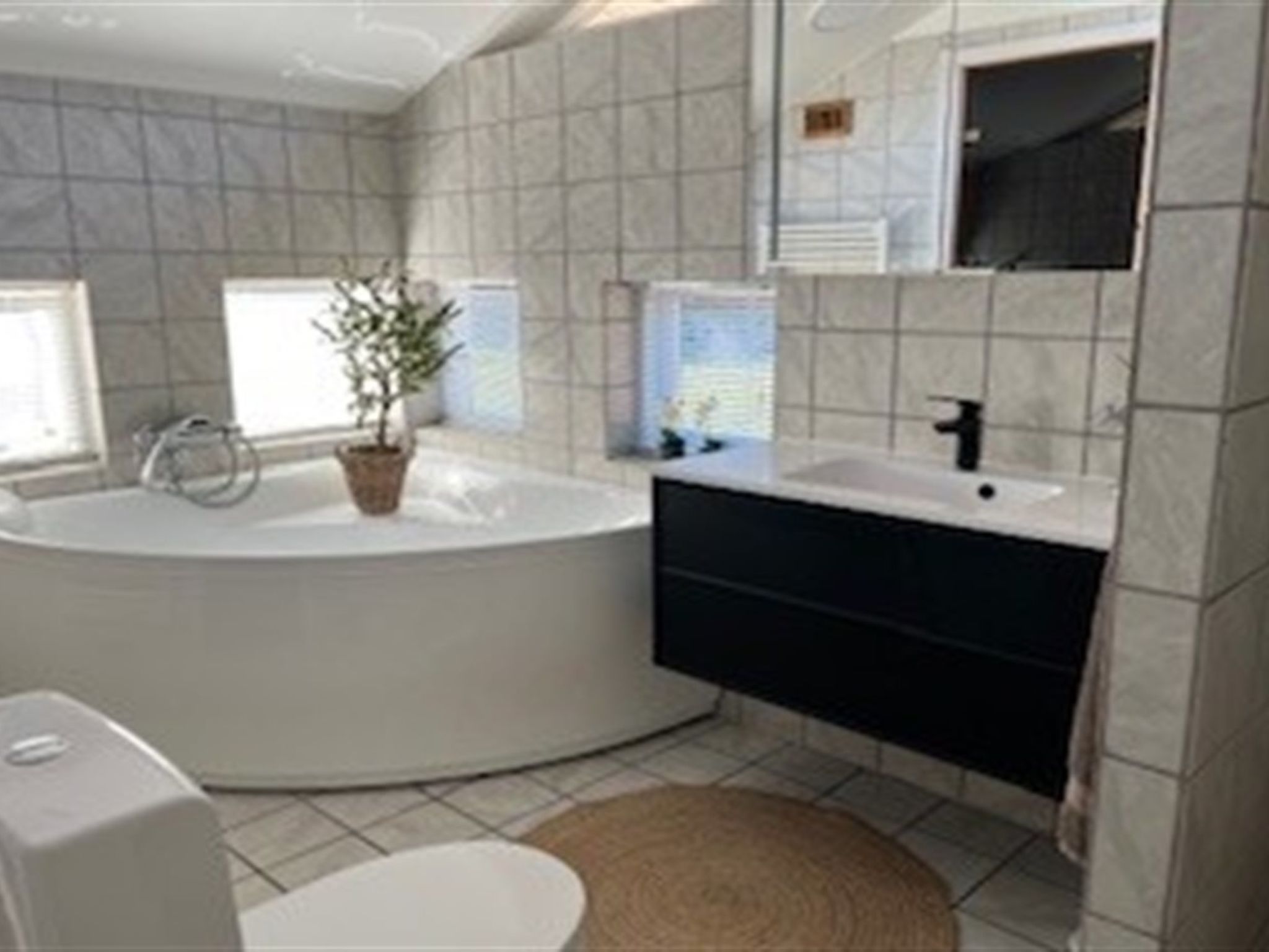 Photo of "Elvin" - 2km from the sea