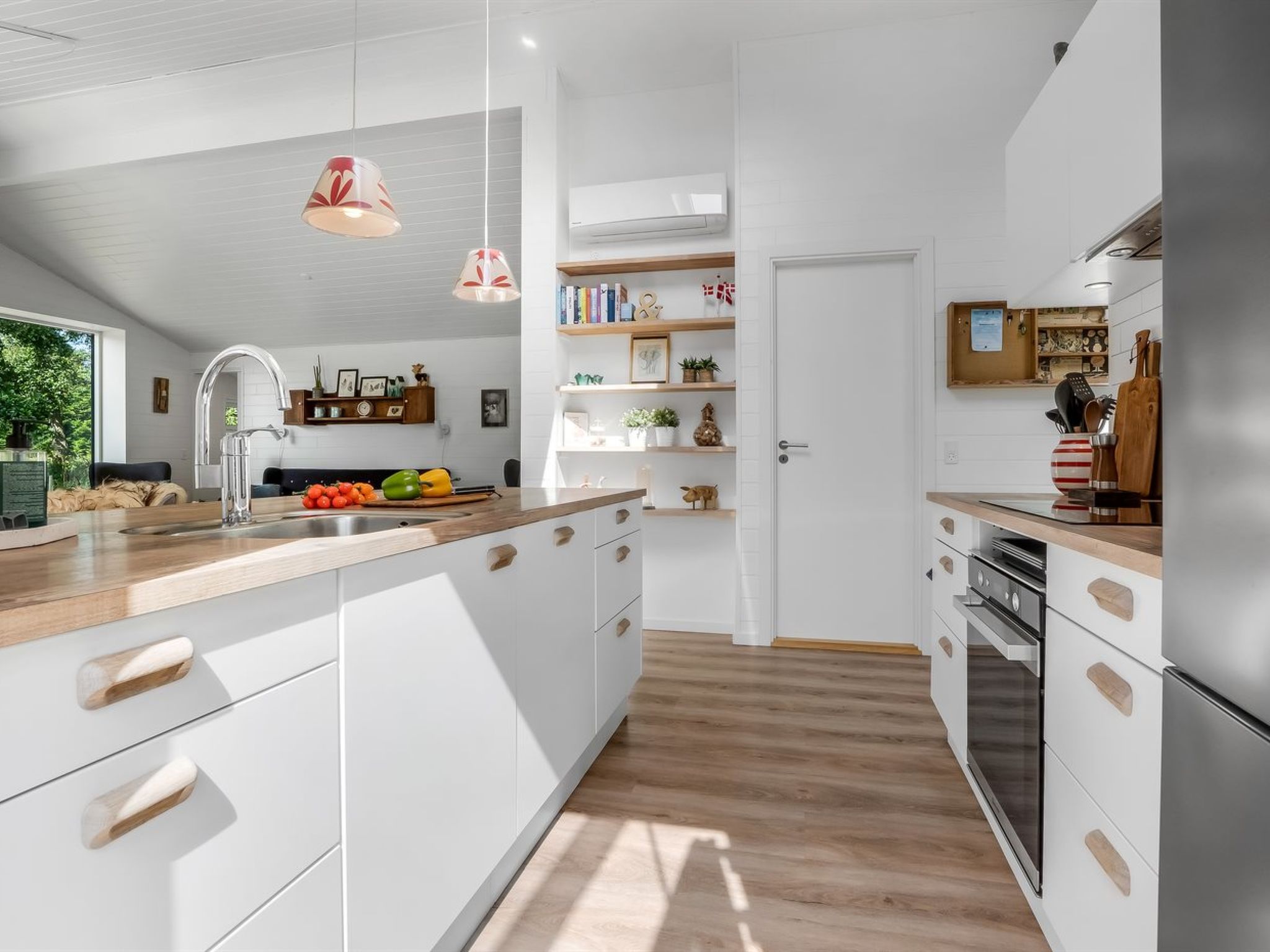 "Eilke" - 2km from the sea-Binnen