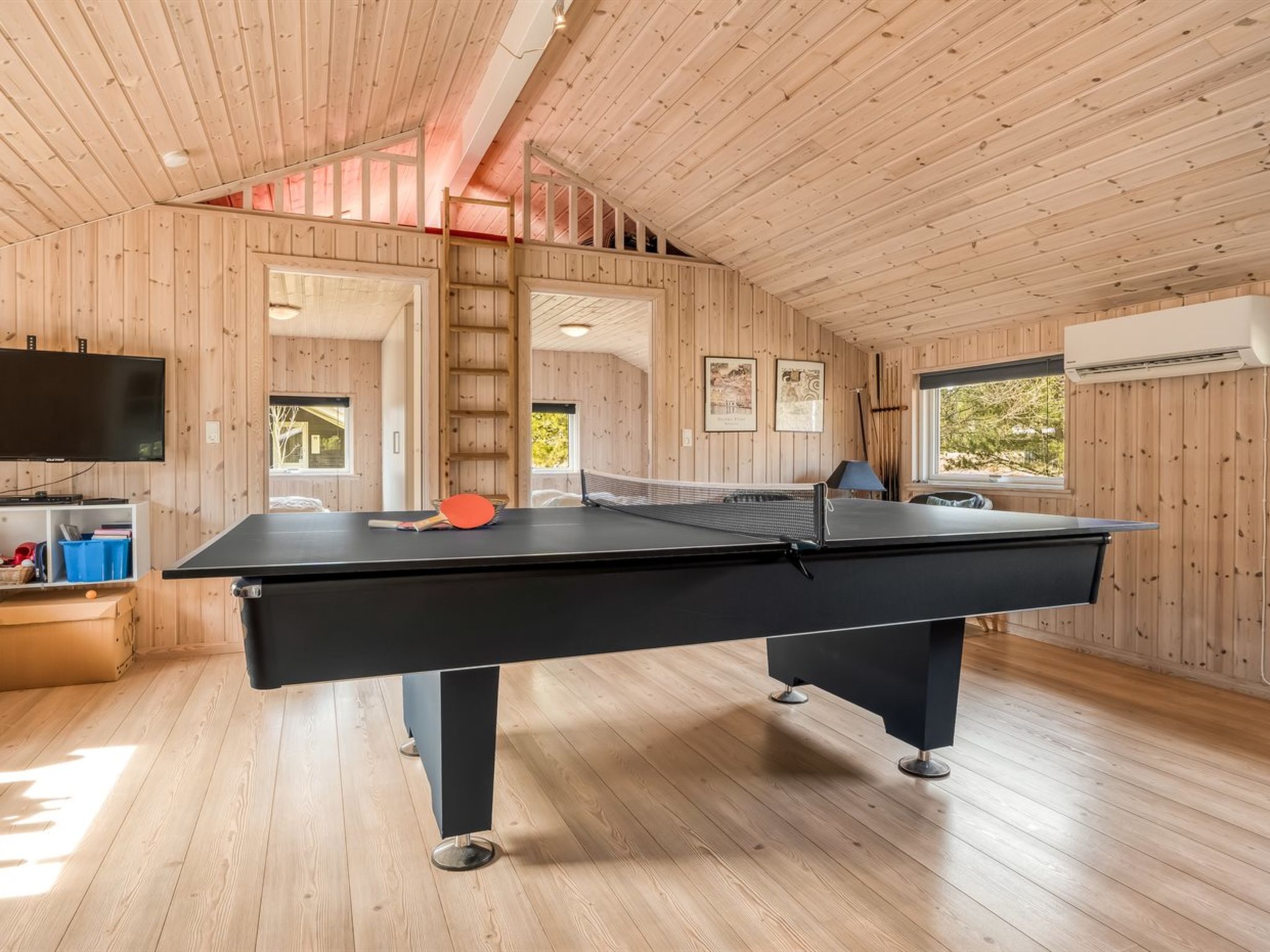 "Keyla" - 2.8km from the sea-Binnen