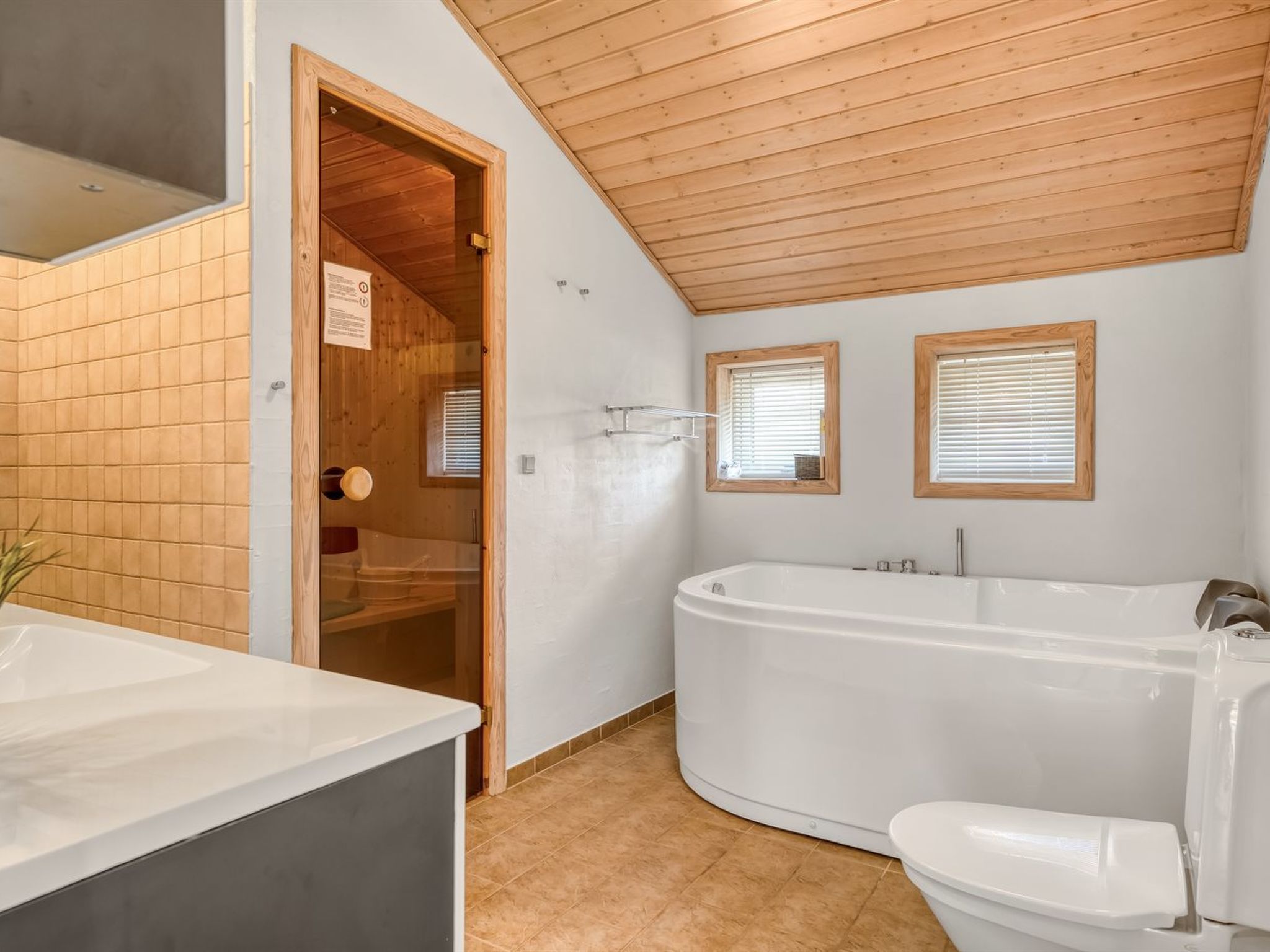 "Alisa" - 1.9km from the sea-Dedans