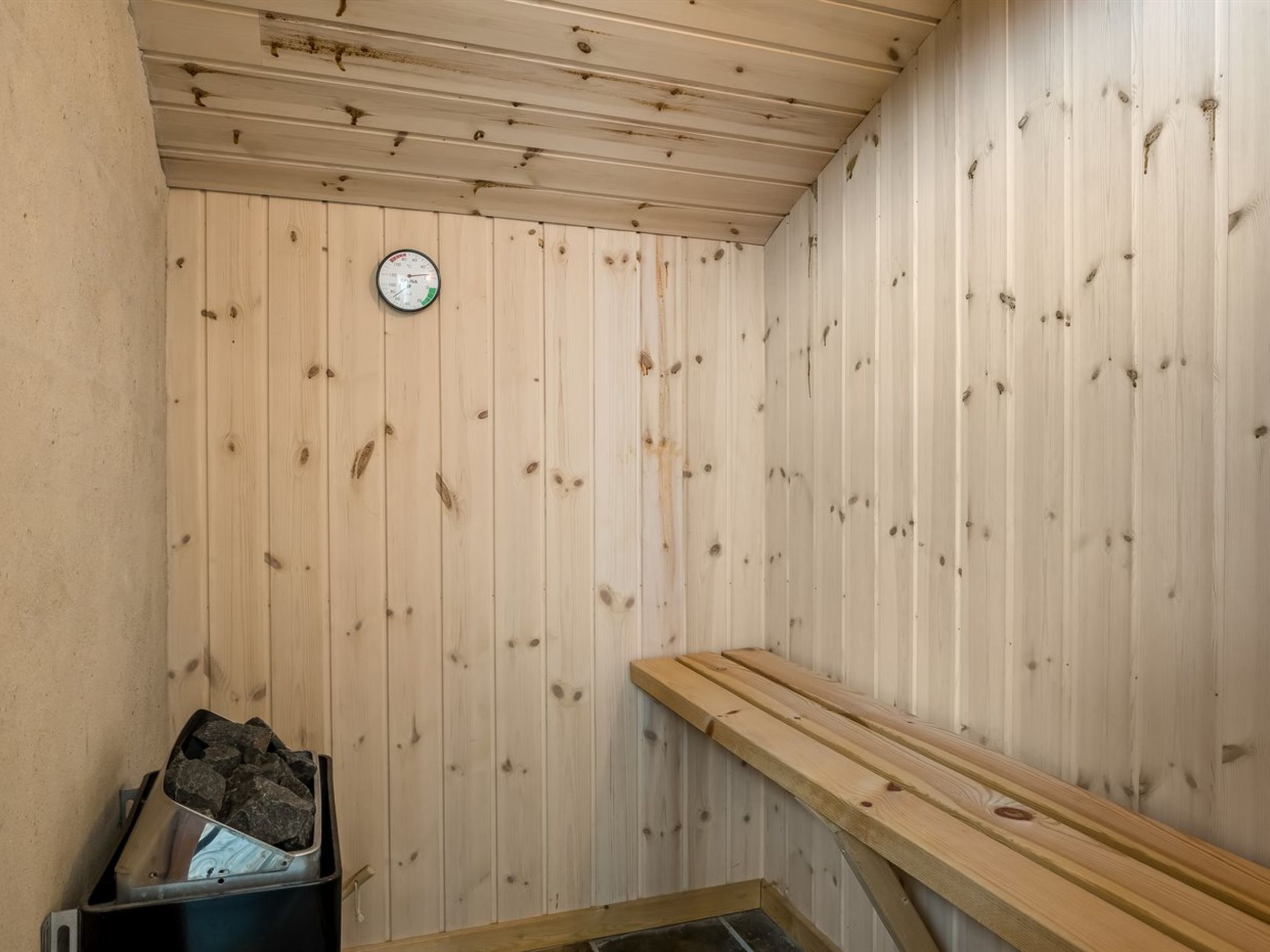 "Thiokk" - 1.5km from the sea - Drinnen