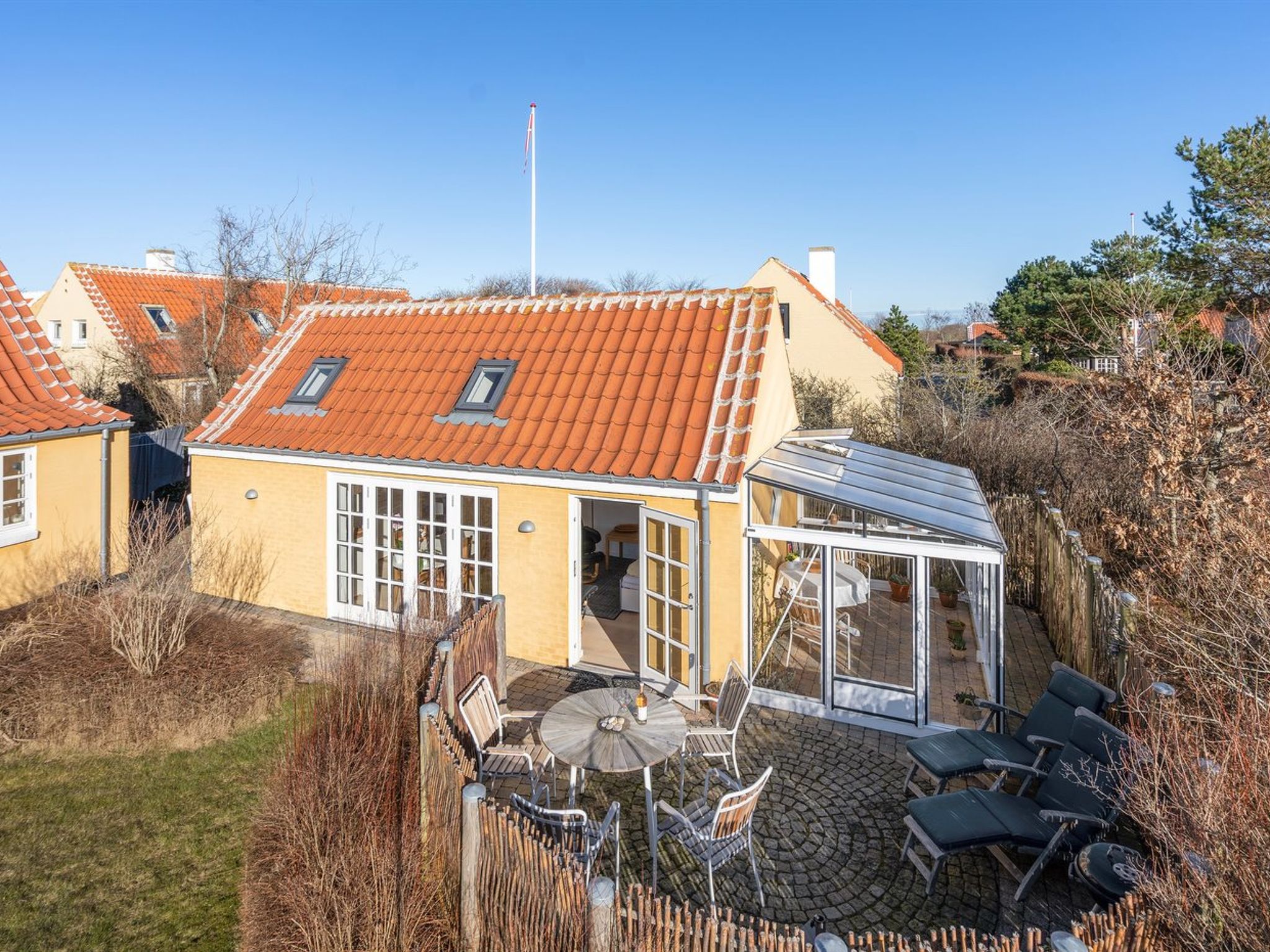 "Ilsabeth" - 700m from the sea