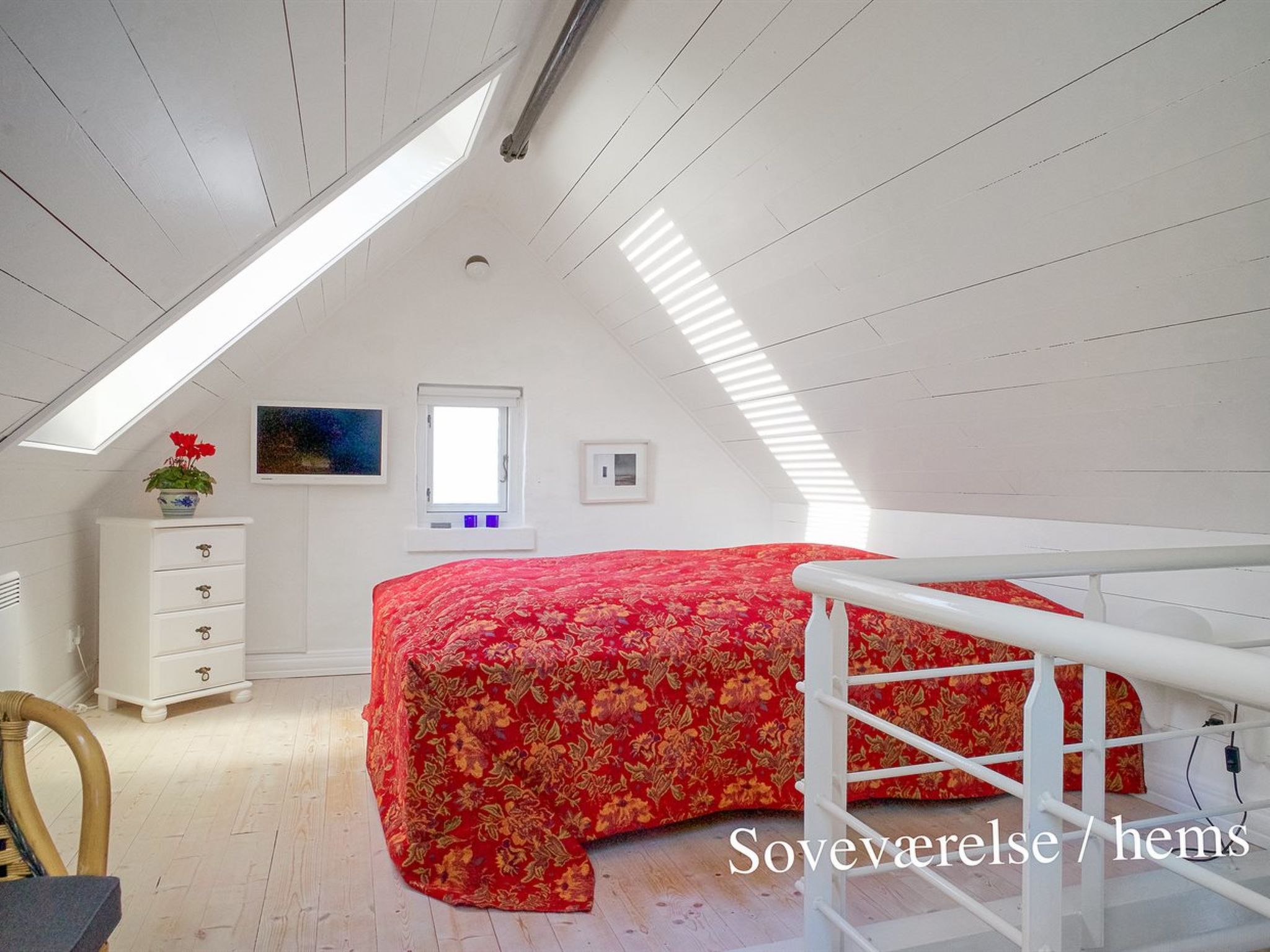 "Elle" - 50m from the sea-Inside