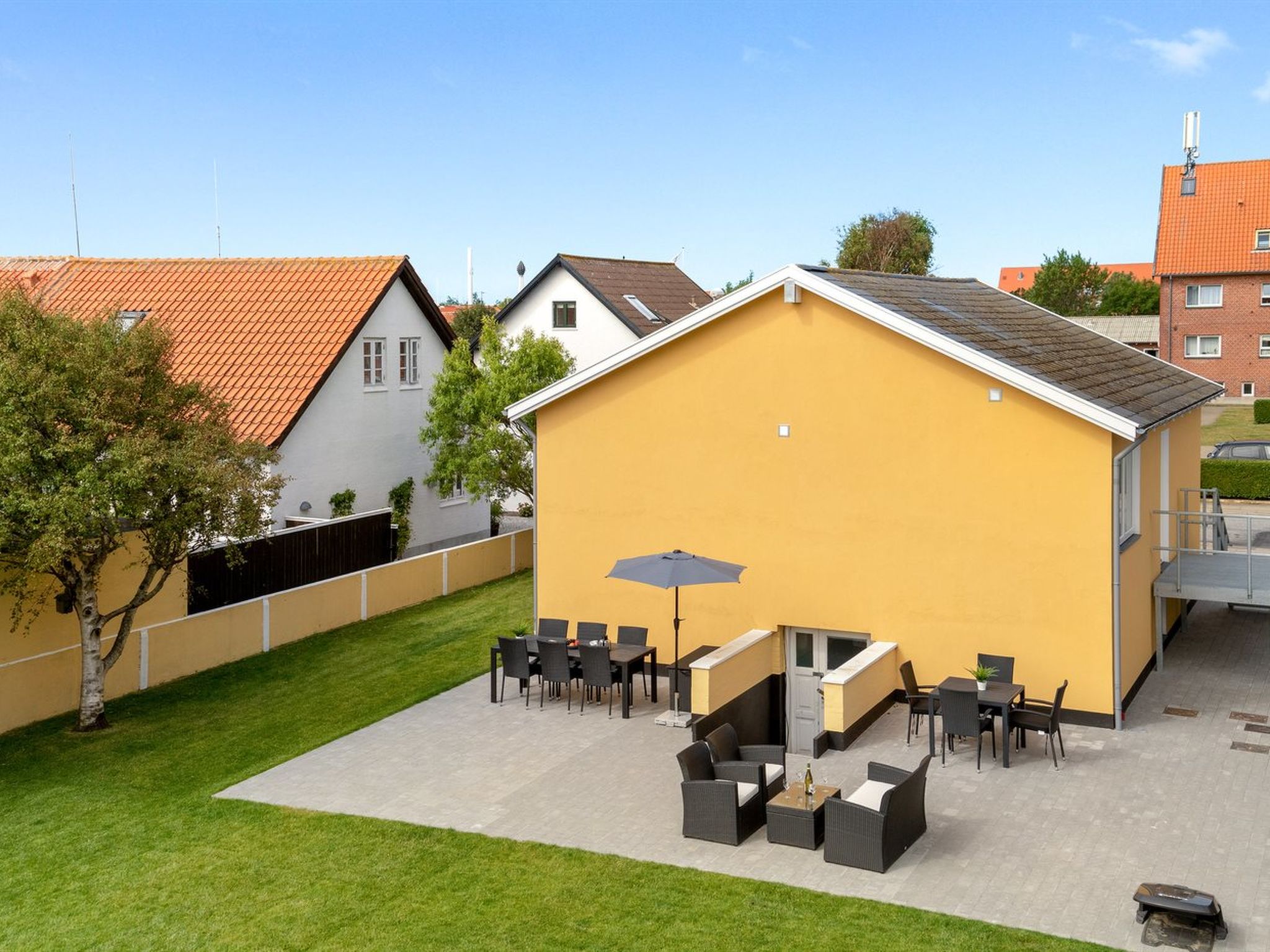 "Teodosij" - 1.1km from the sea - Buiten