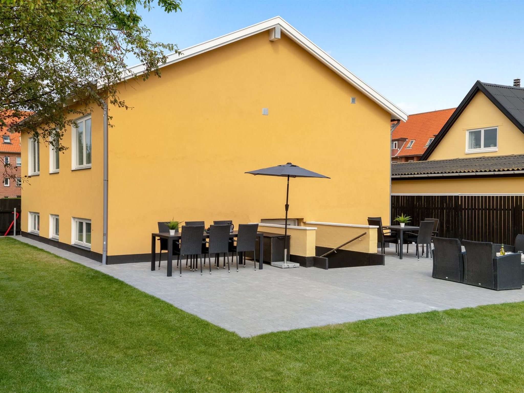 "Teodosij" - 1.1km from the sea - Buiten