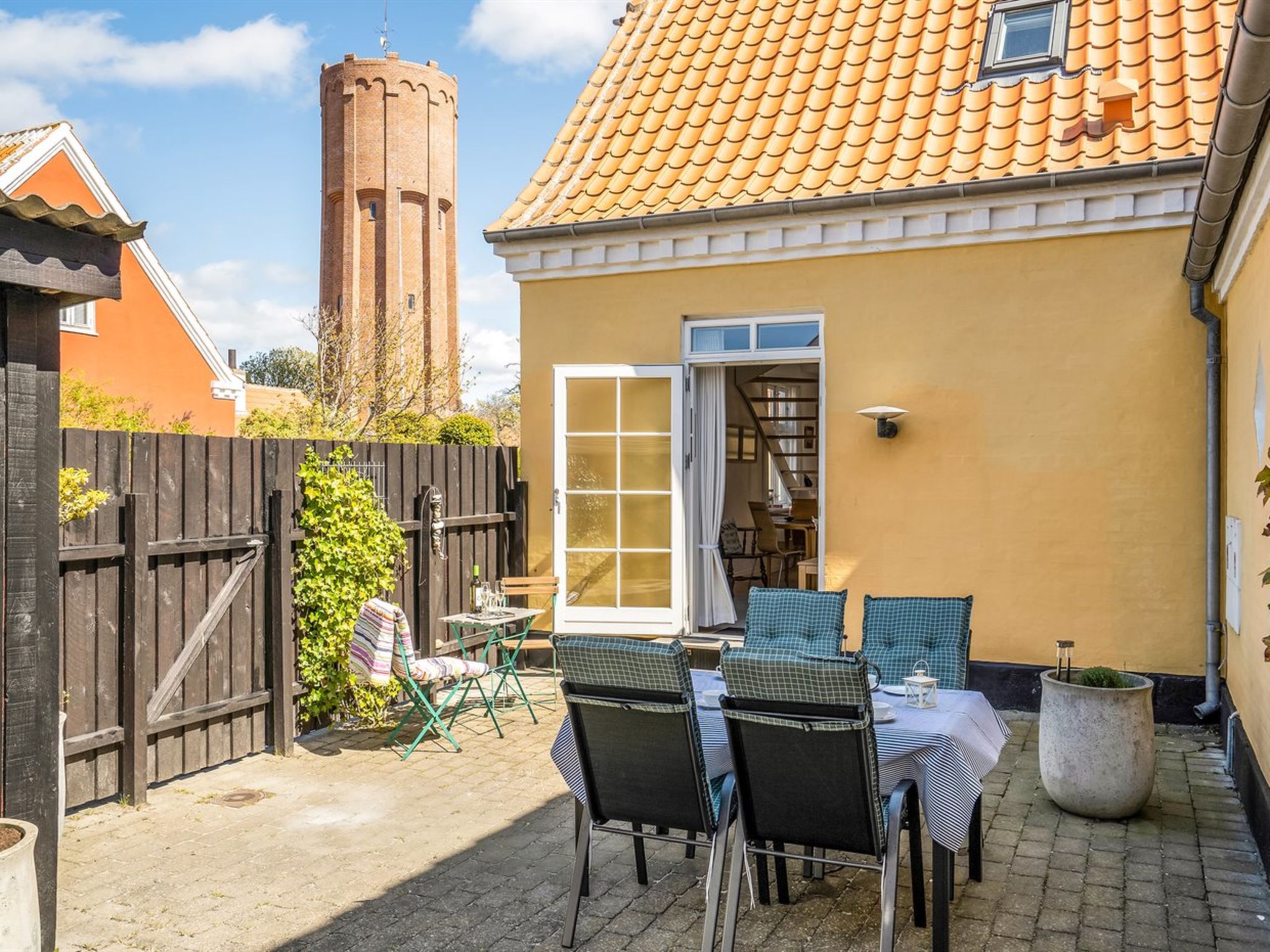 "Fria" - 500m from the sea