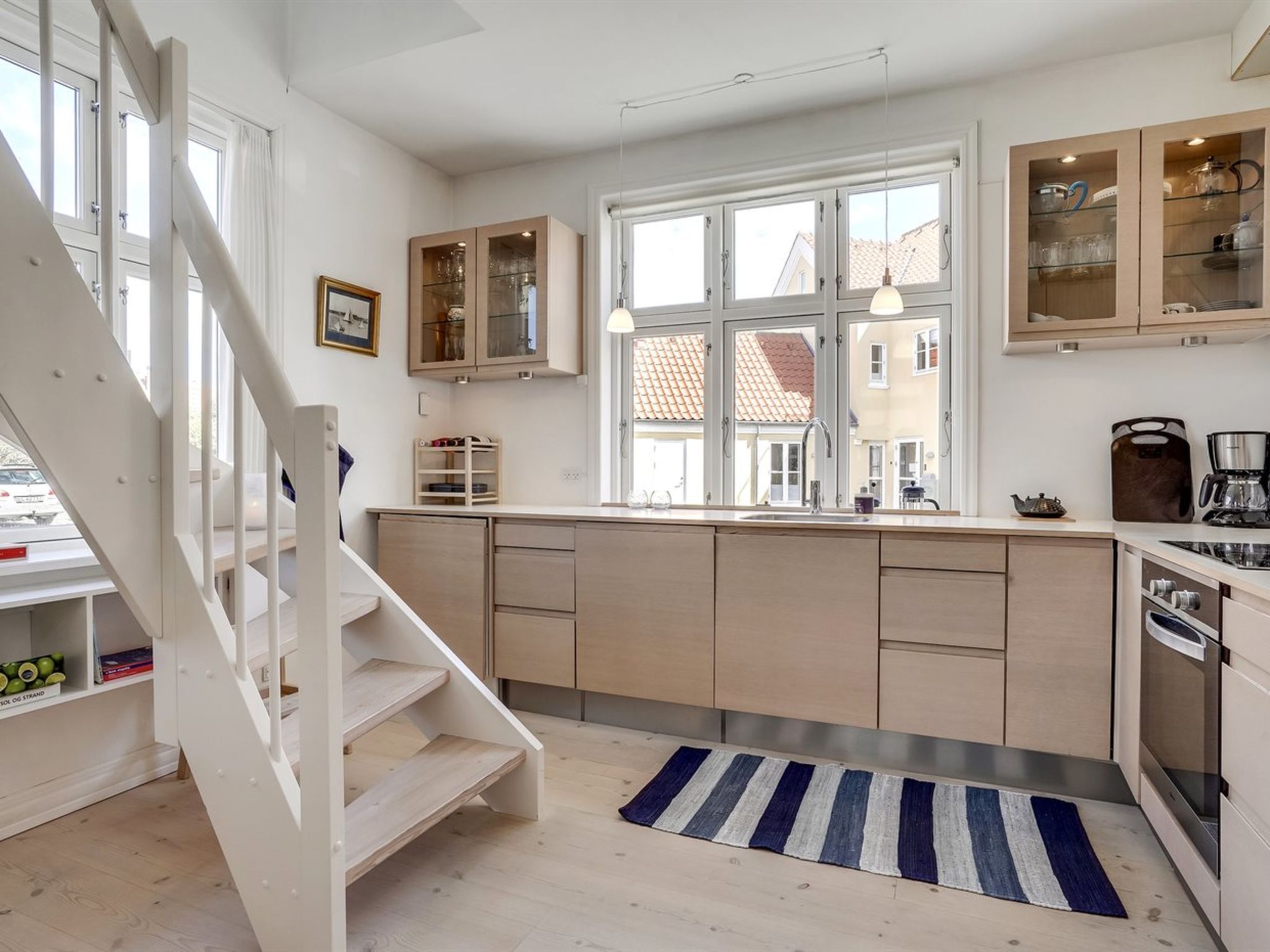 "Fria" - 500m from the sea - Binnen