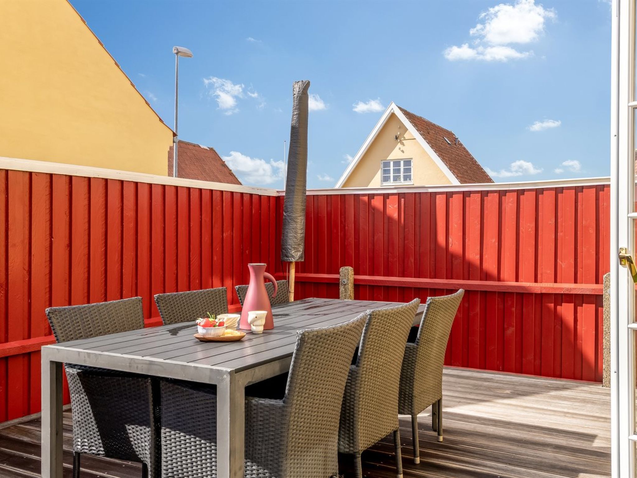 "Caranus" - 900m from the sea - Draußen