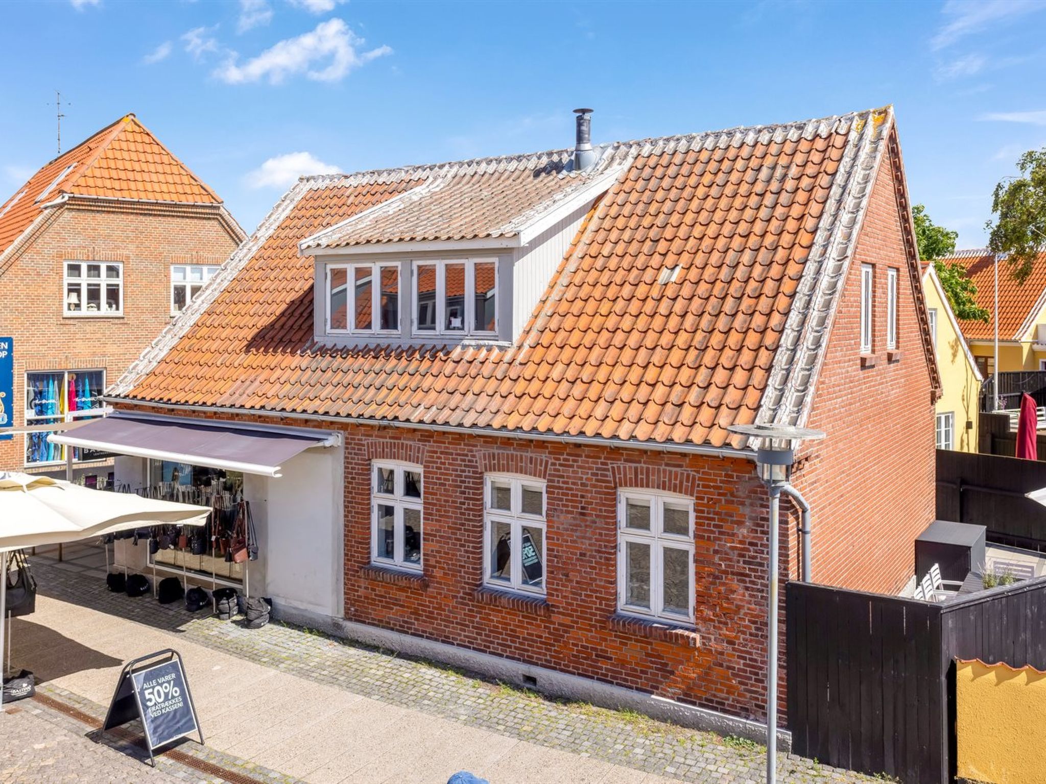 "Edita" - 250m from the sea - Buiten