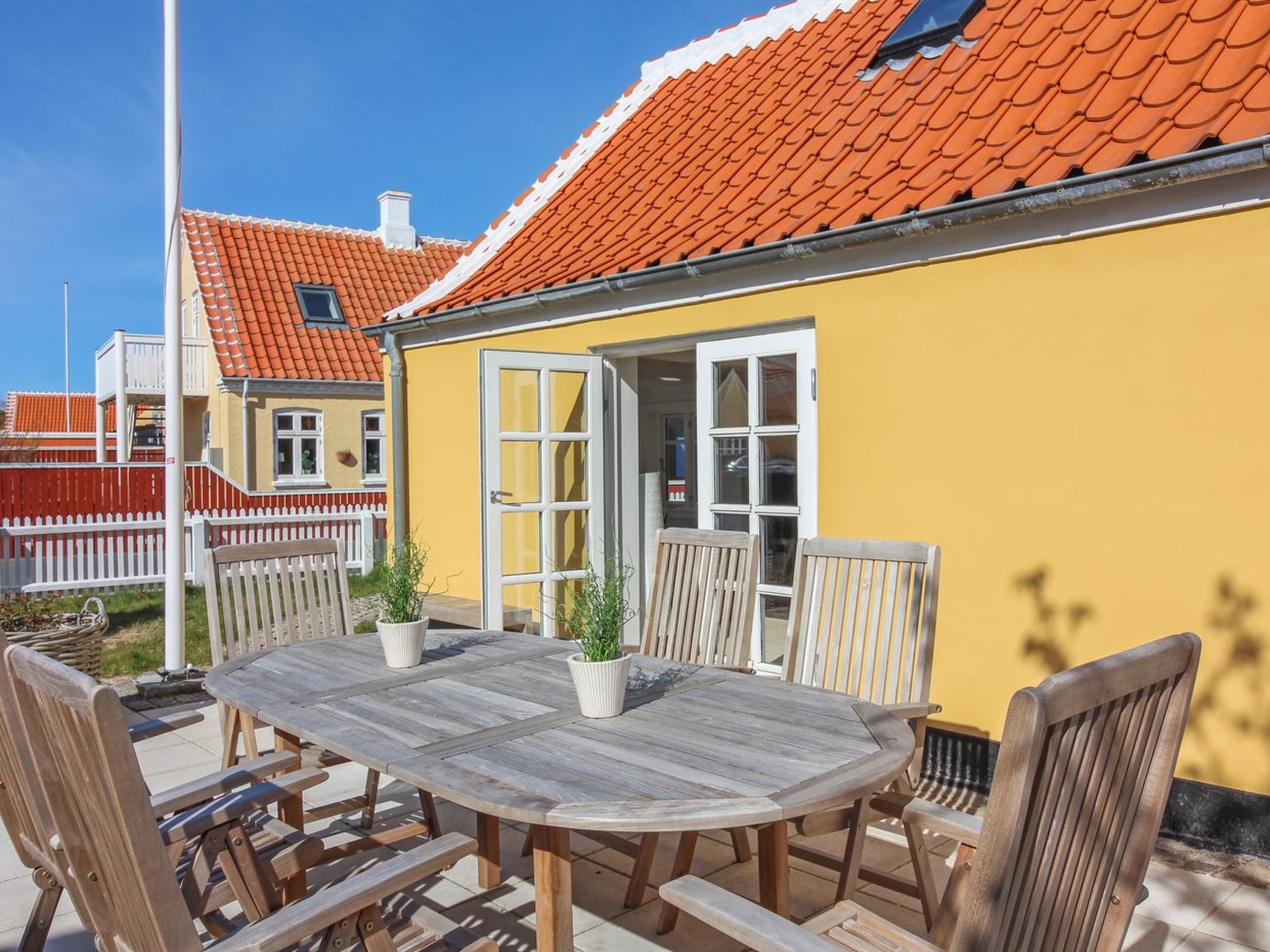 "Gunulf" - 150m from the sea - Buiten